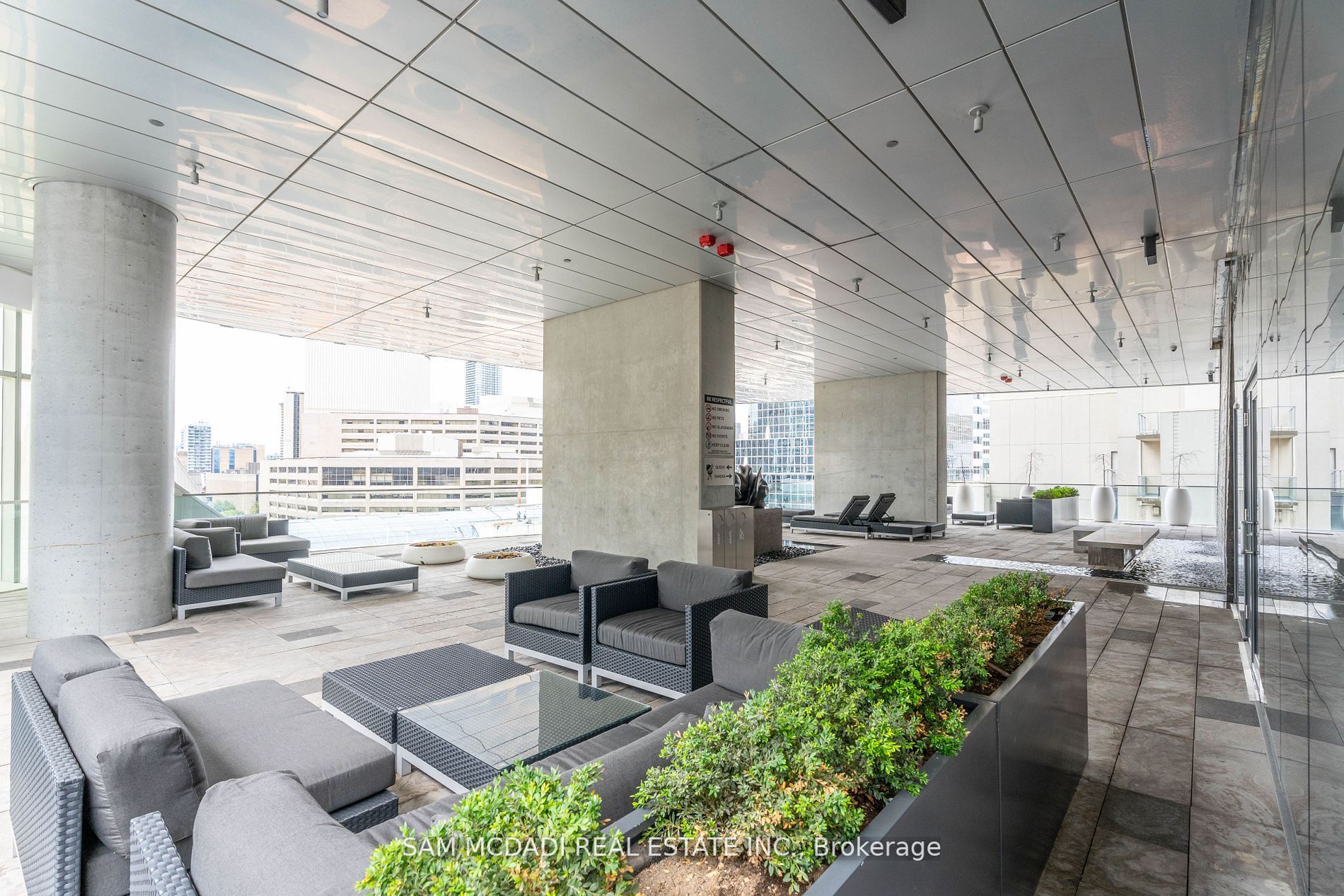 197 Yonge St, #5409