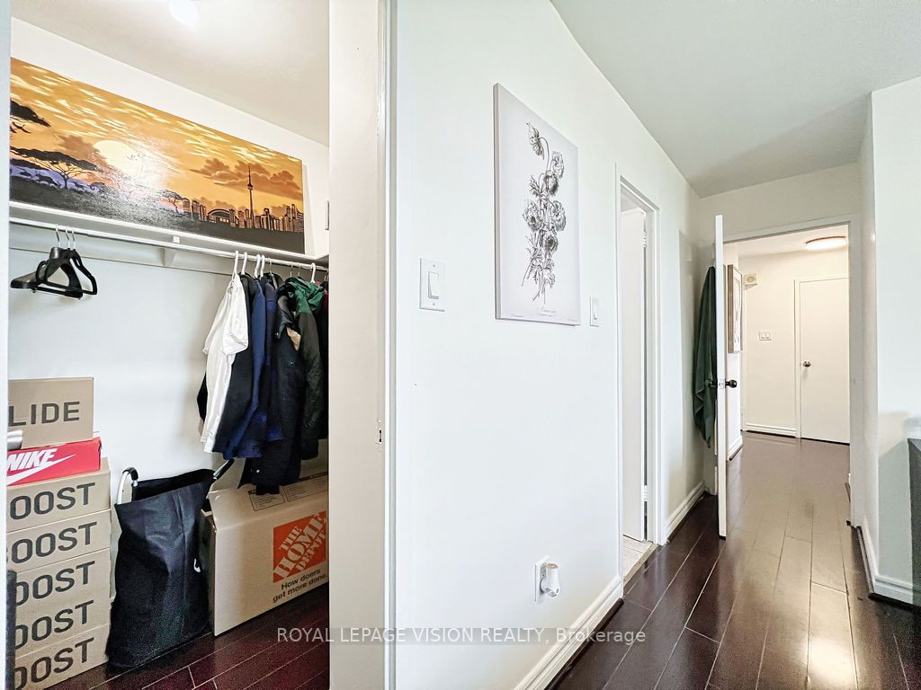 20 Forest Manor Rd, #1411