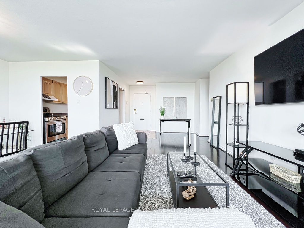 20 Forest Manor Rd, #1411