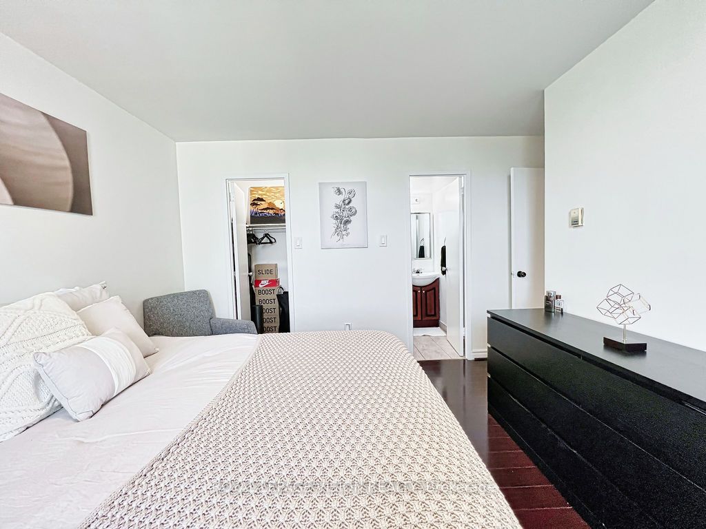20 Forest Manor Rd, #1411