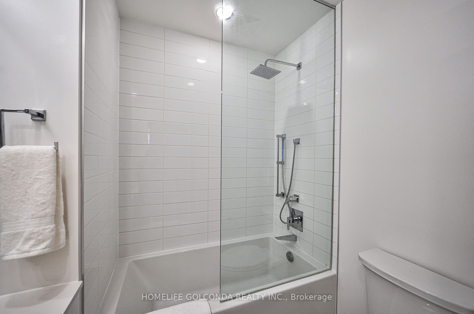 20 Lombard St, #3804