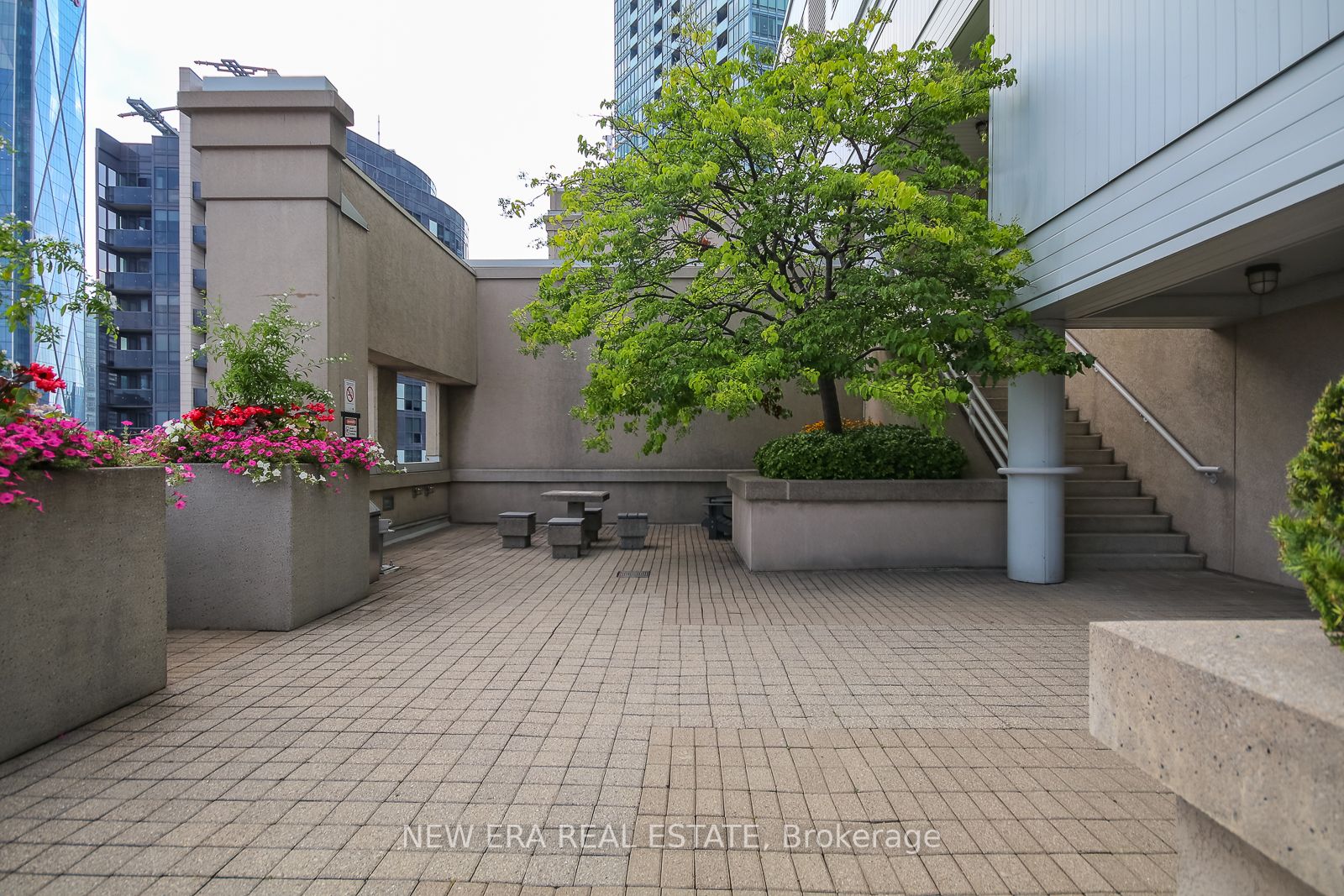25 The Esplanade, #1706