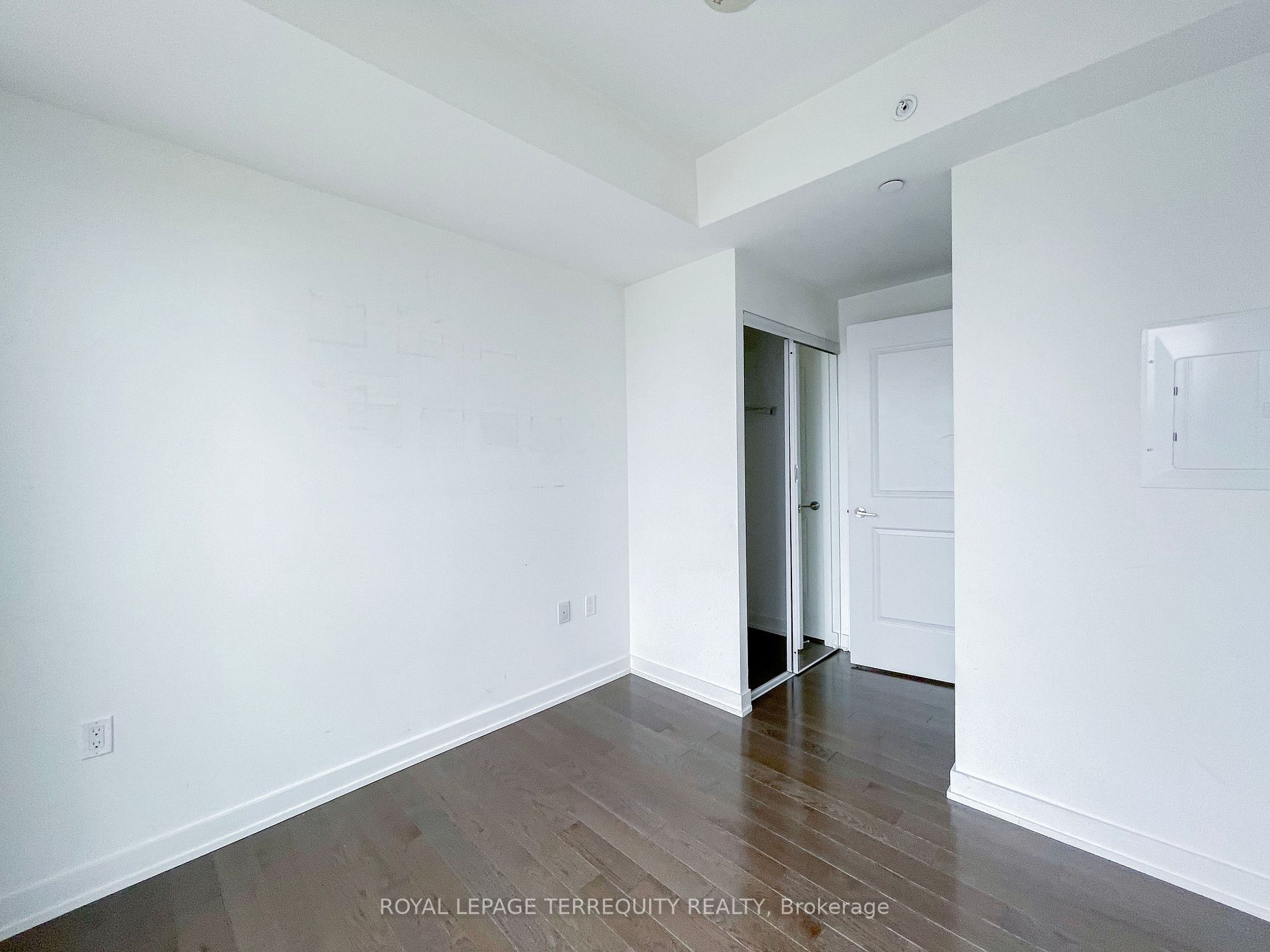 1 The Esplanade Dr, #2608