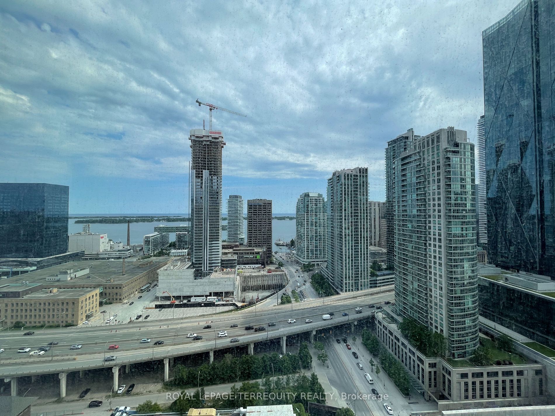 1 The Esplanade Dr, #2608