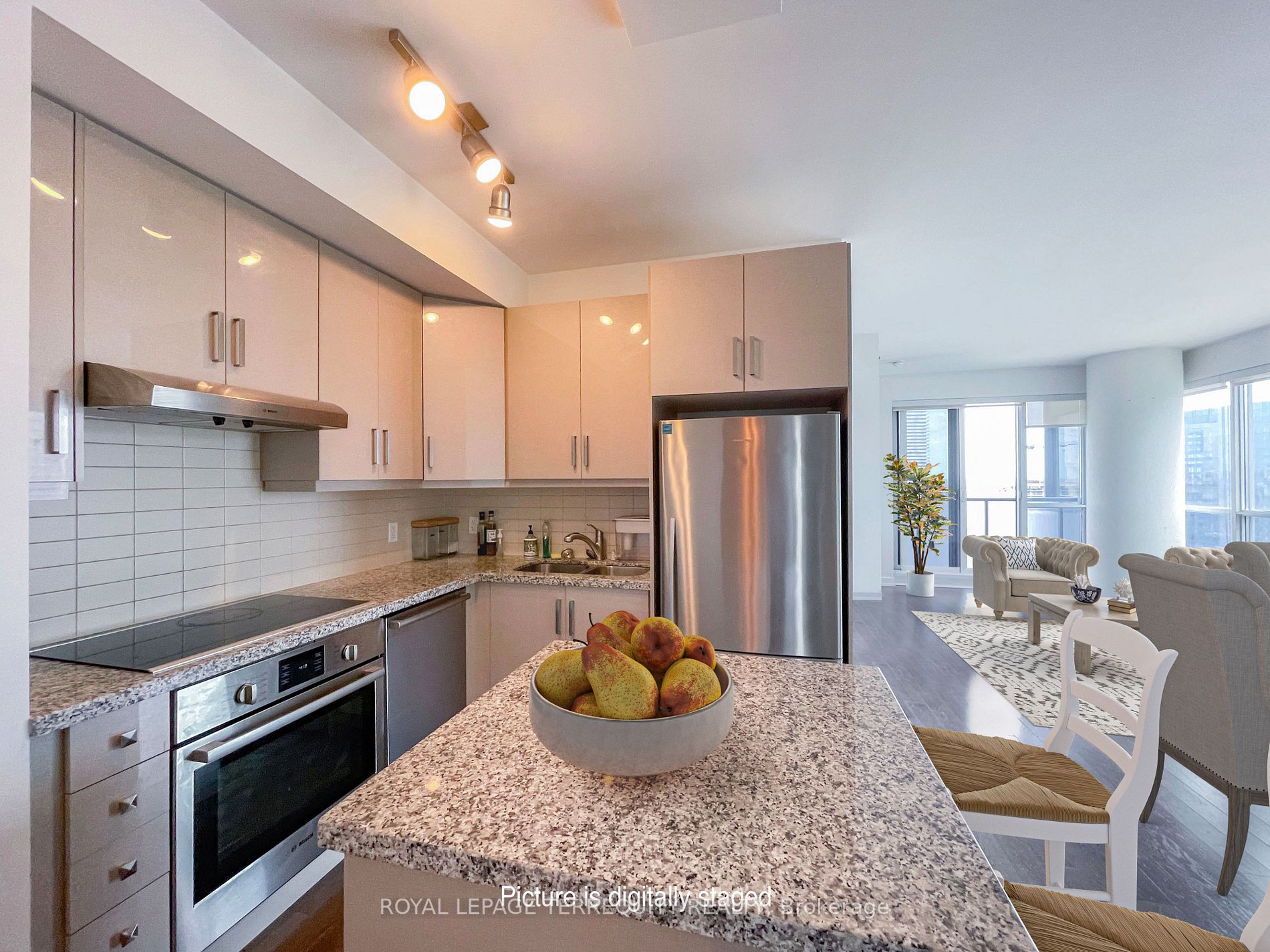 1 The Esplanade Dr, #2608