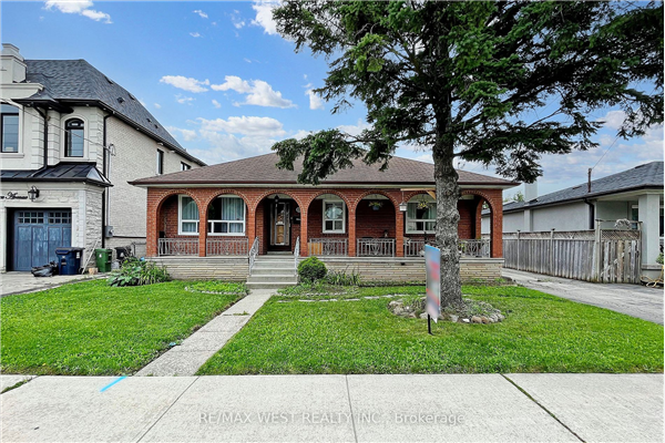 139 Ranee Ave, Toronto