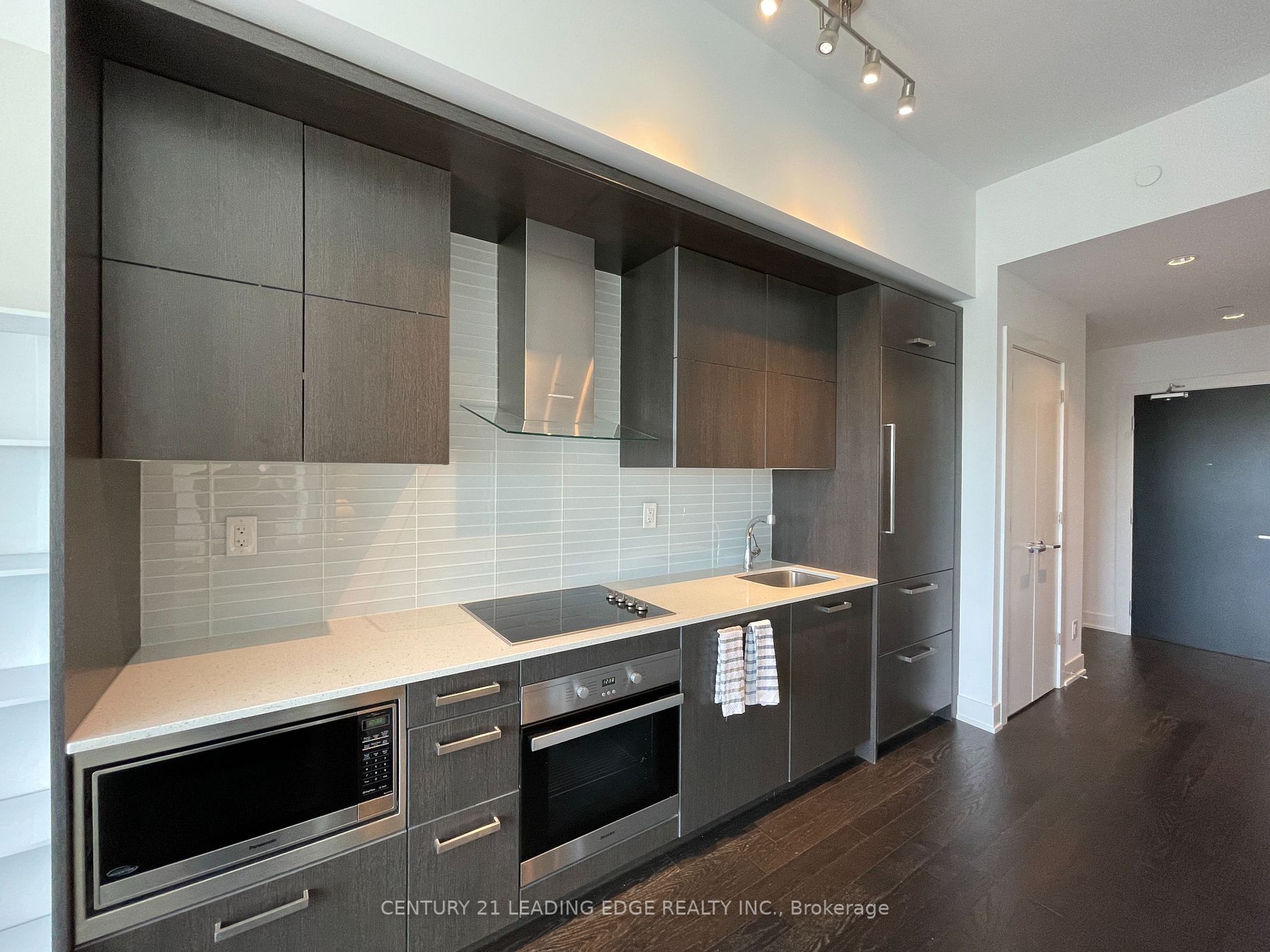 3018 Yonge St, #1111