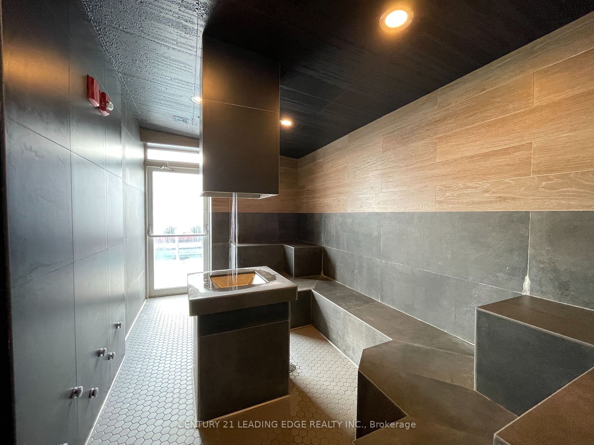 3018 Yonge St, #1111