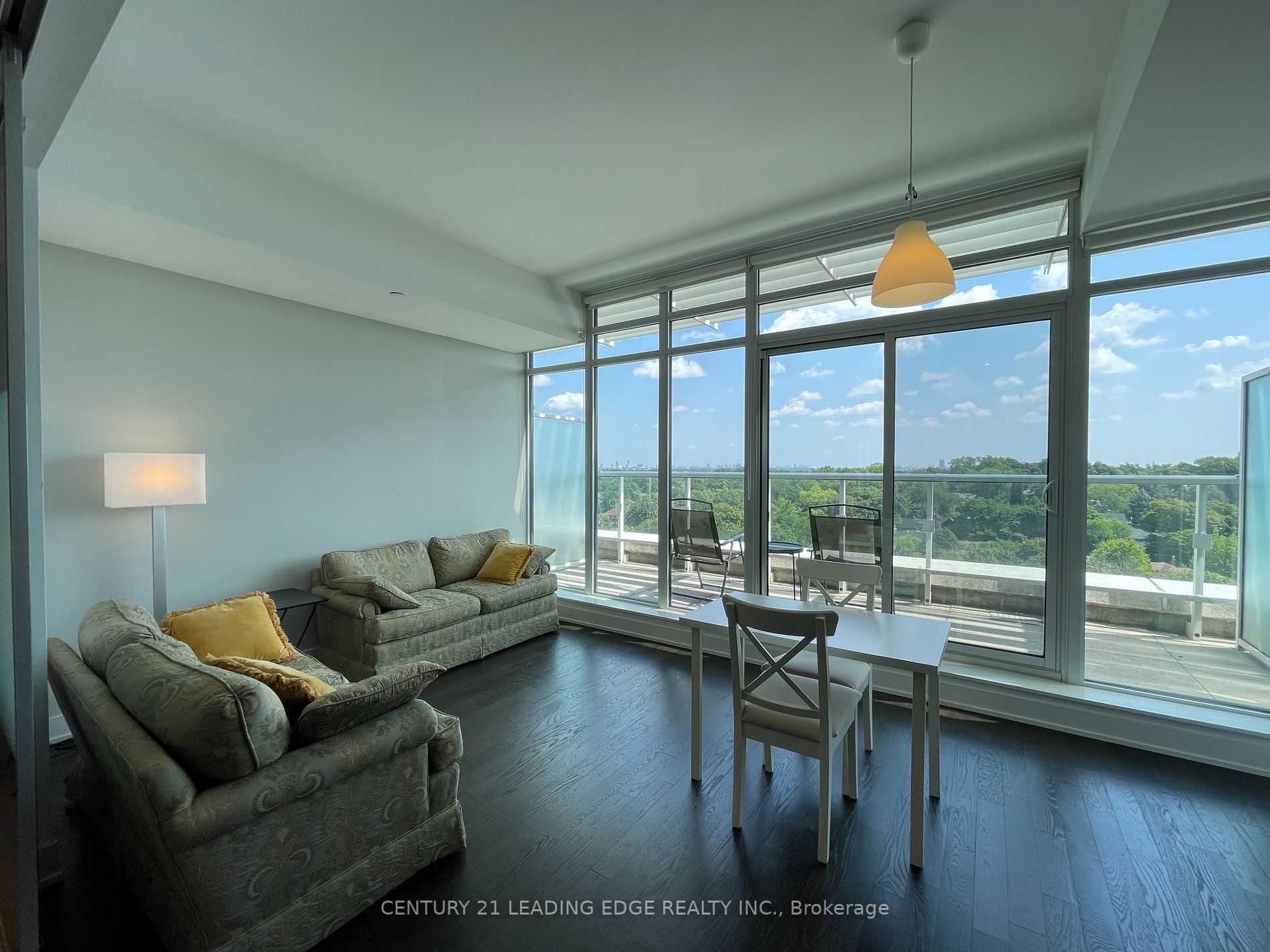3018 Yonge St, #1111
