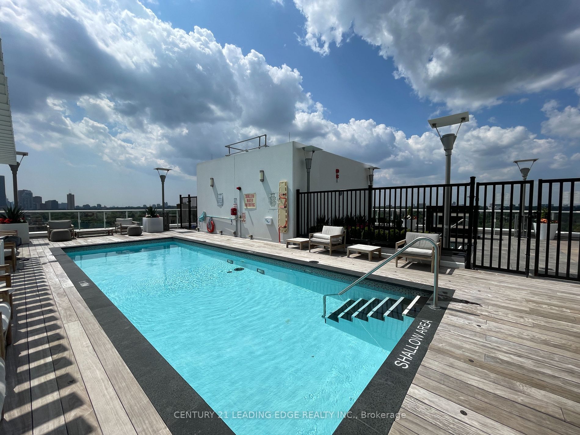 3018 Yonge St, #1111