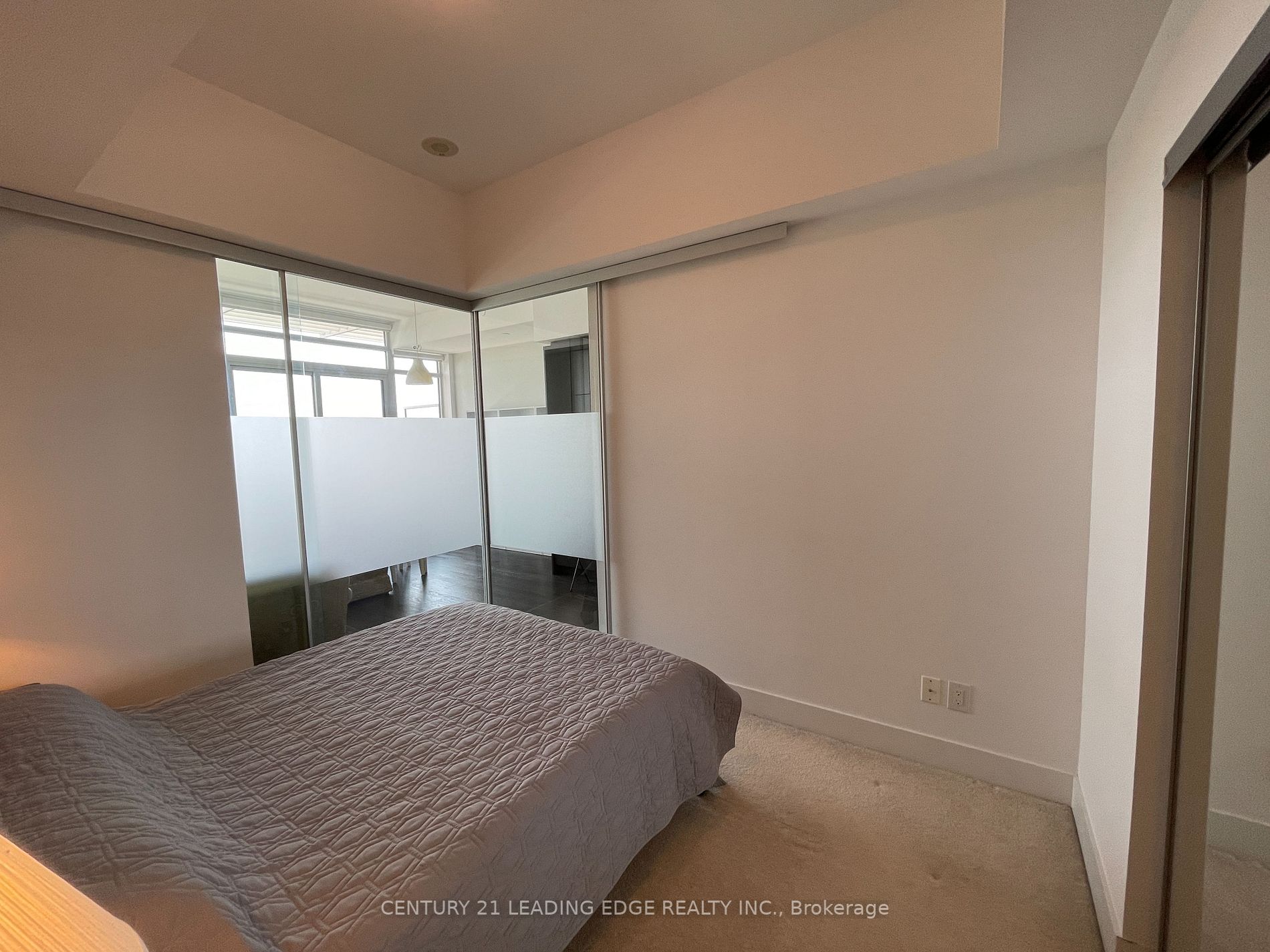 3018 Yonge St, #1111