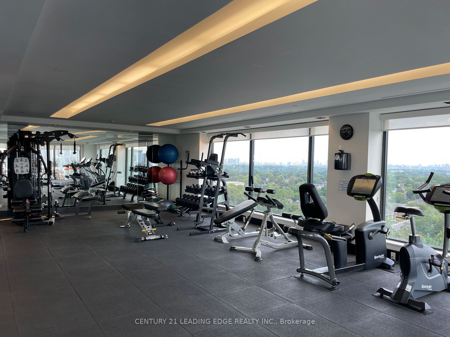 3018 Yonge St, #1111