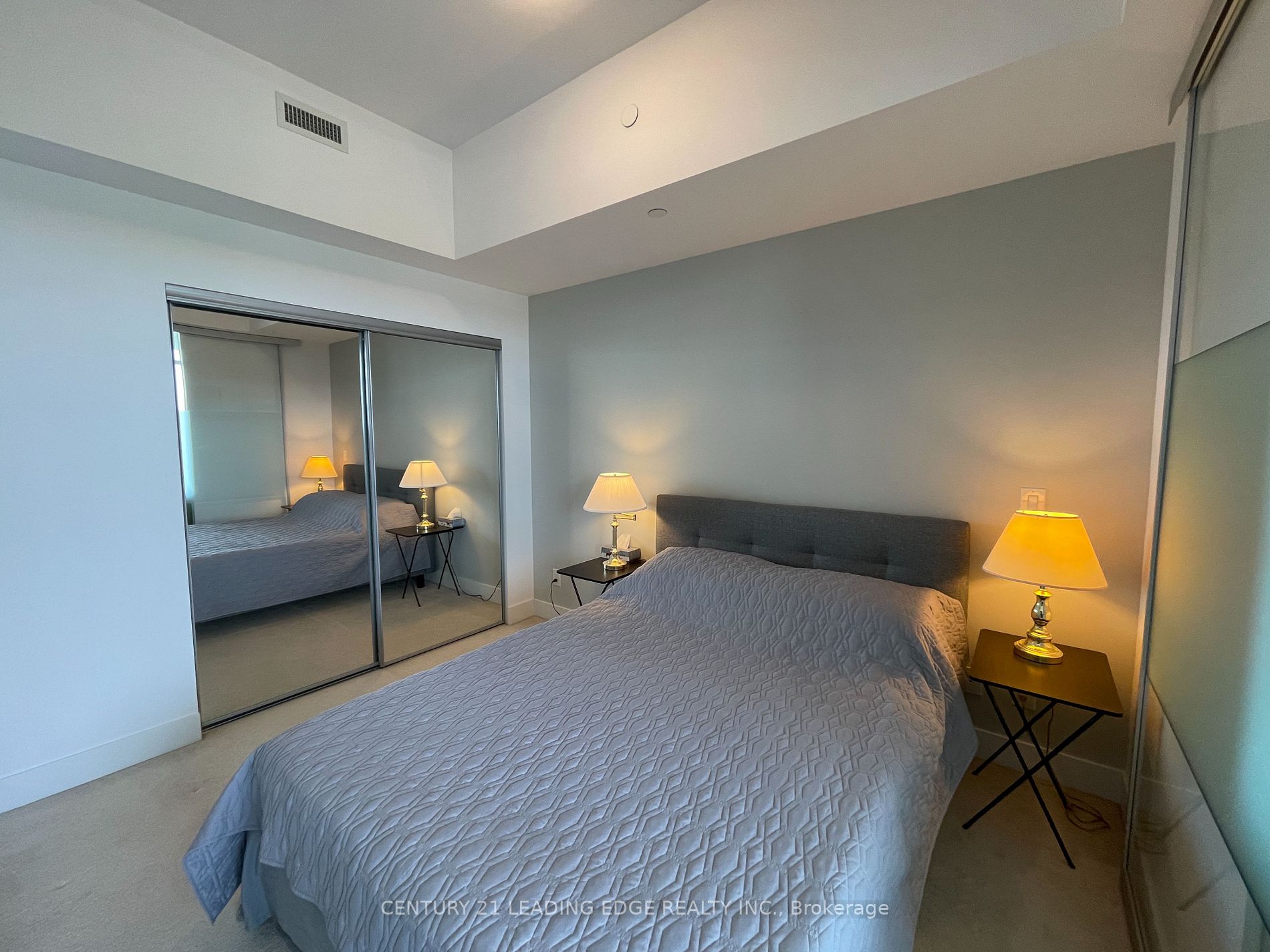 3018 Yonge St, #1111