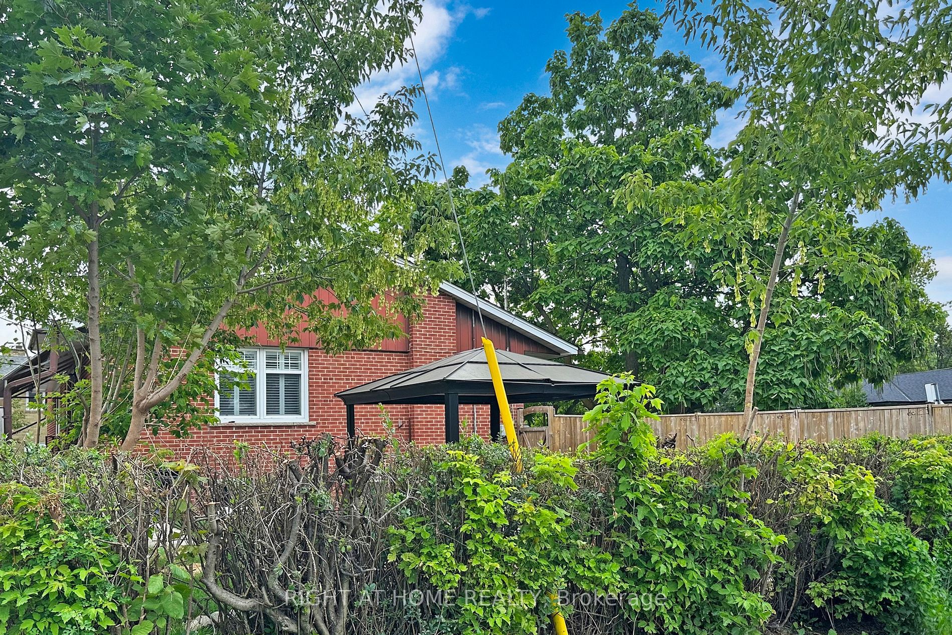 179 Honiton St