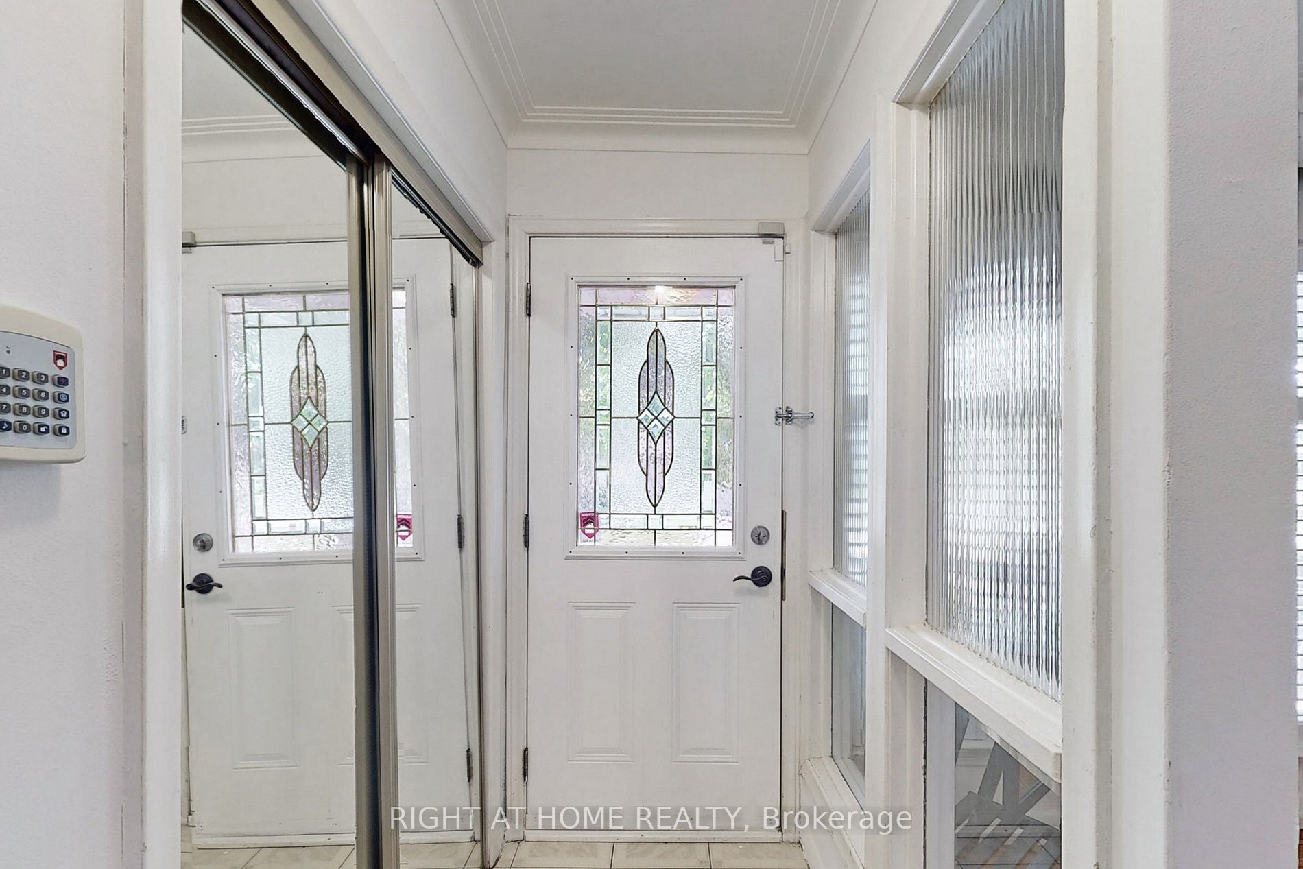 179 Honiton St
