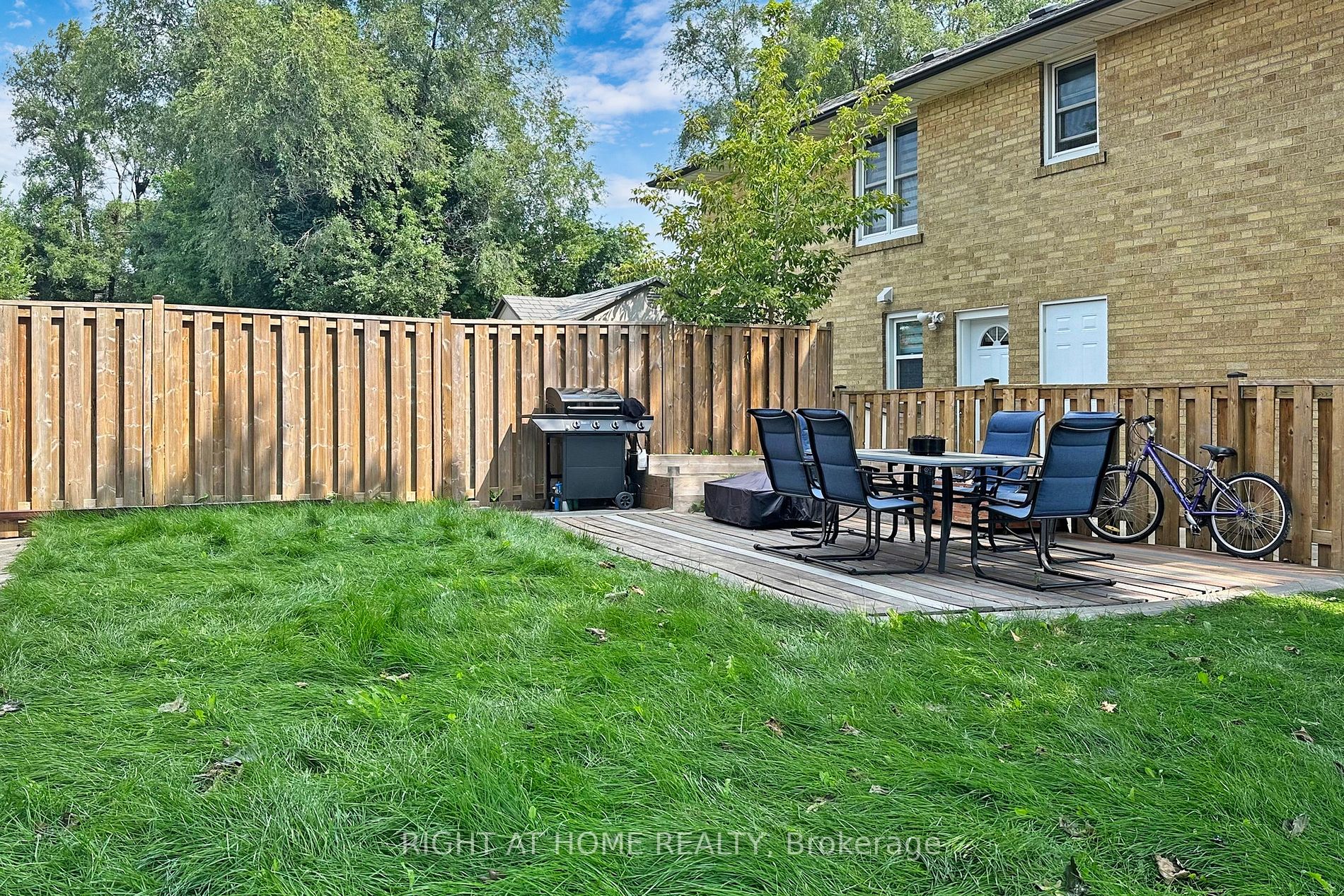 179 Honiton St