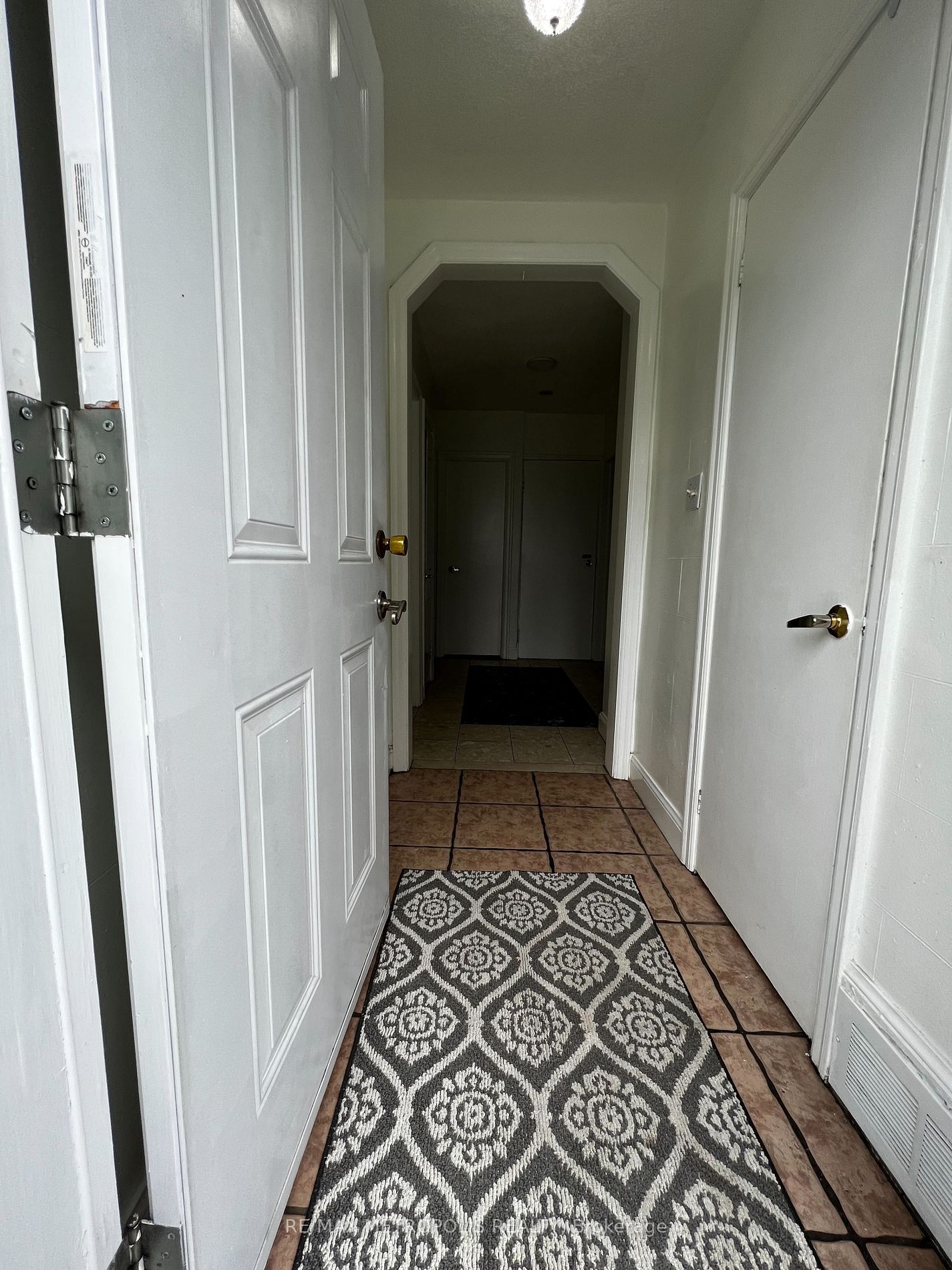 53 Stadacona Dr