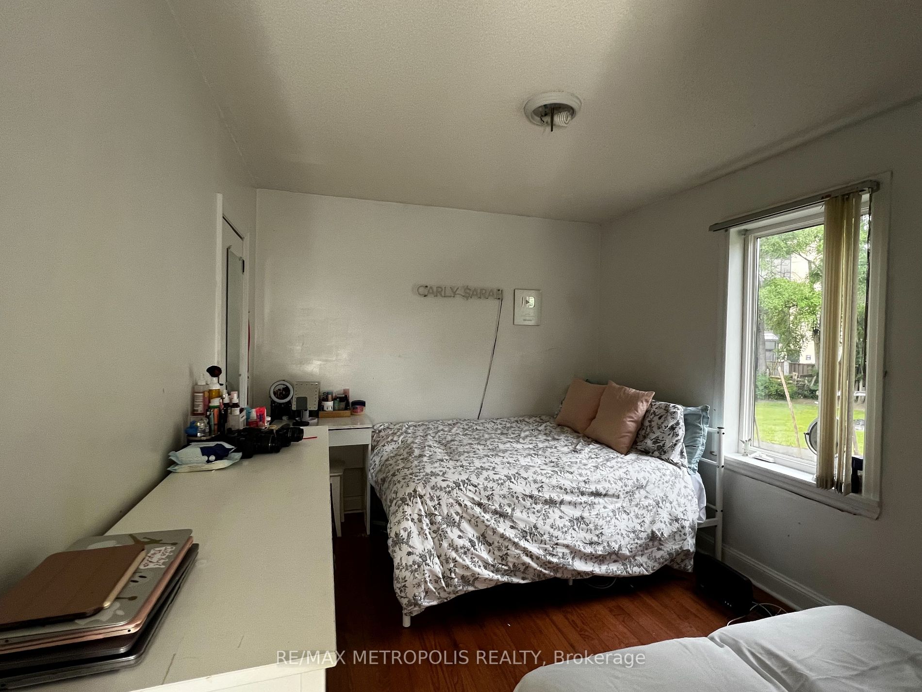 53 Stadacona Dr