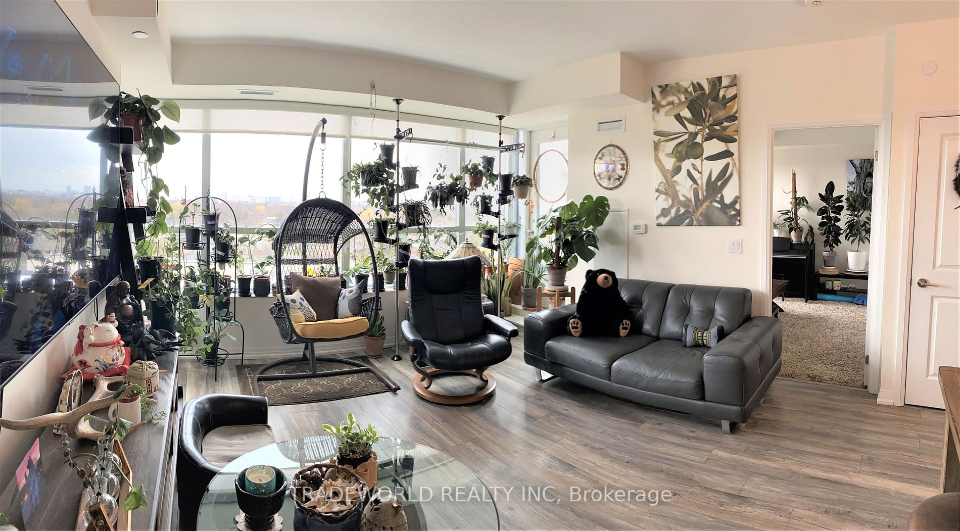 741 Sheppard Ave W, #806