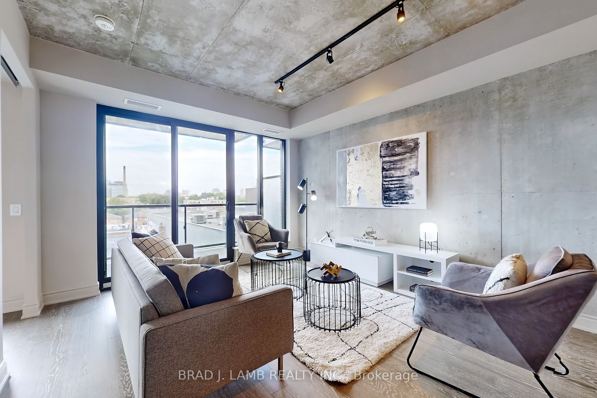 608 Richmond St W, #520