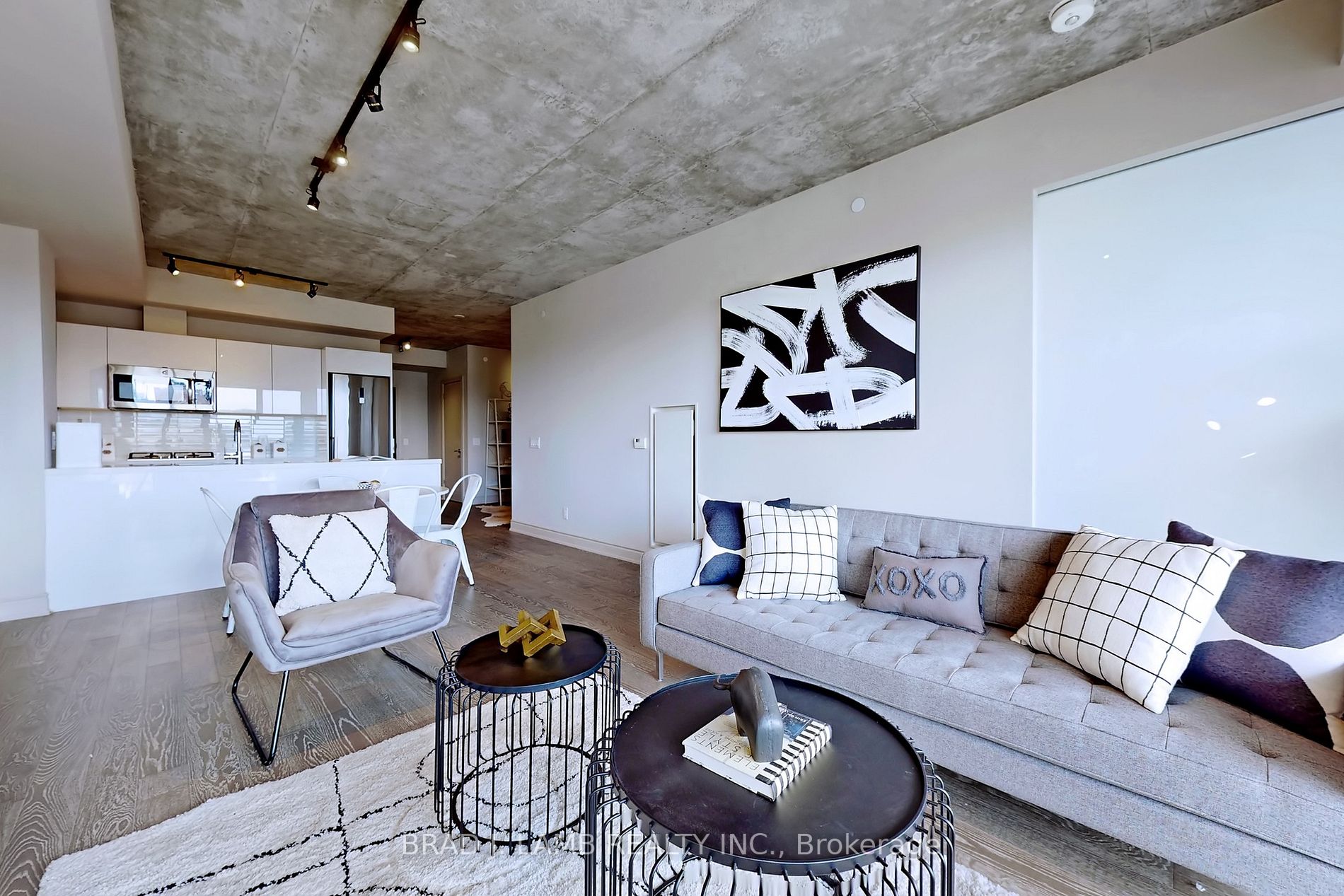 608 Richmond St W, #520
