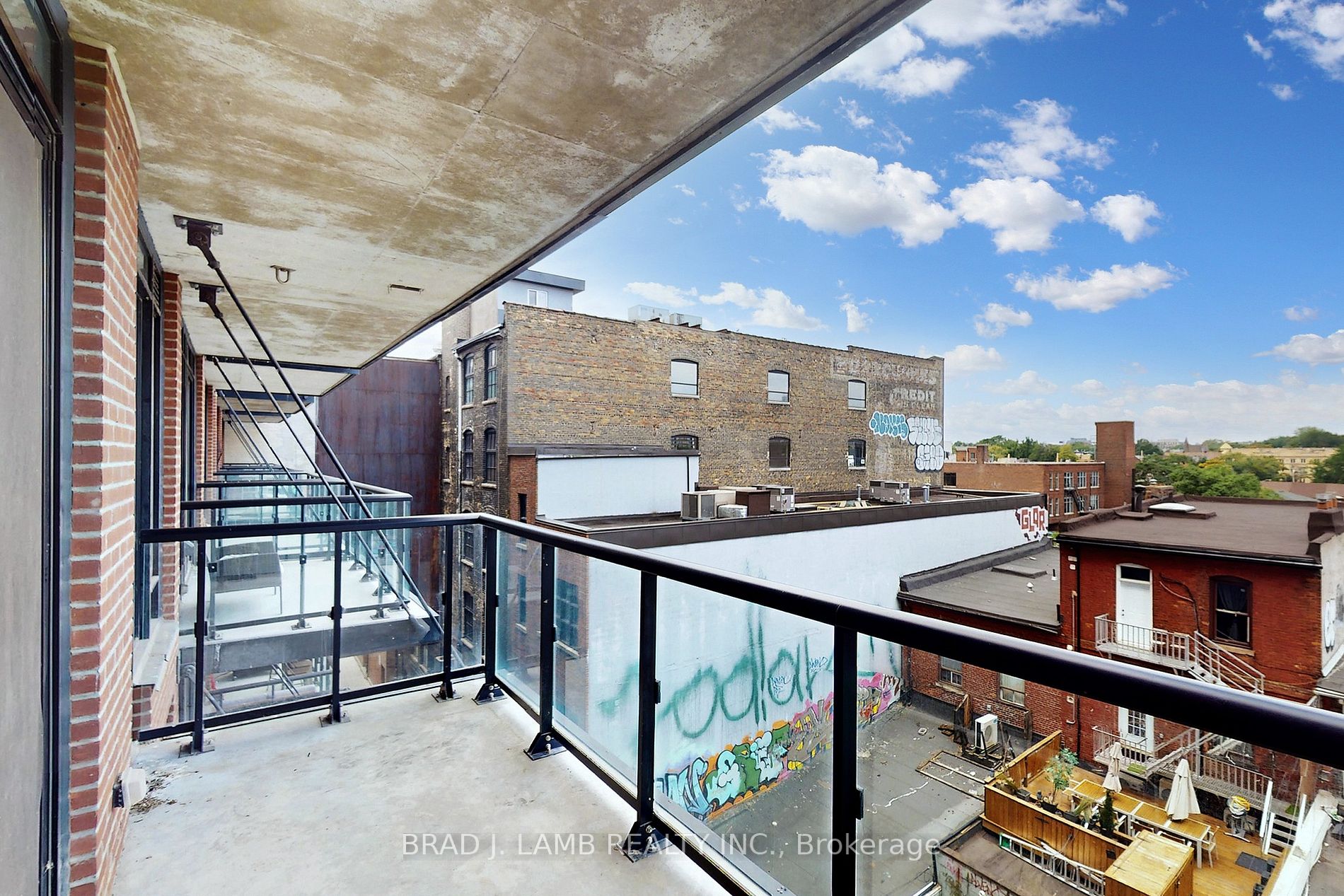 608 Richmond St W, #520