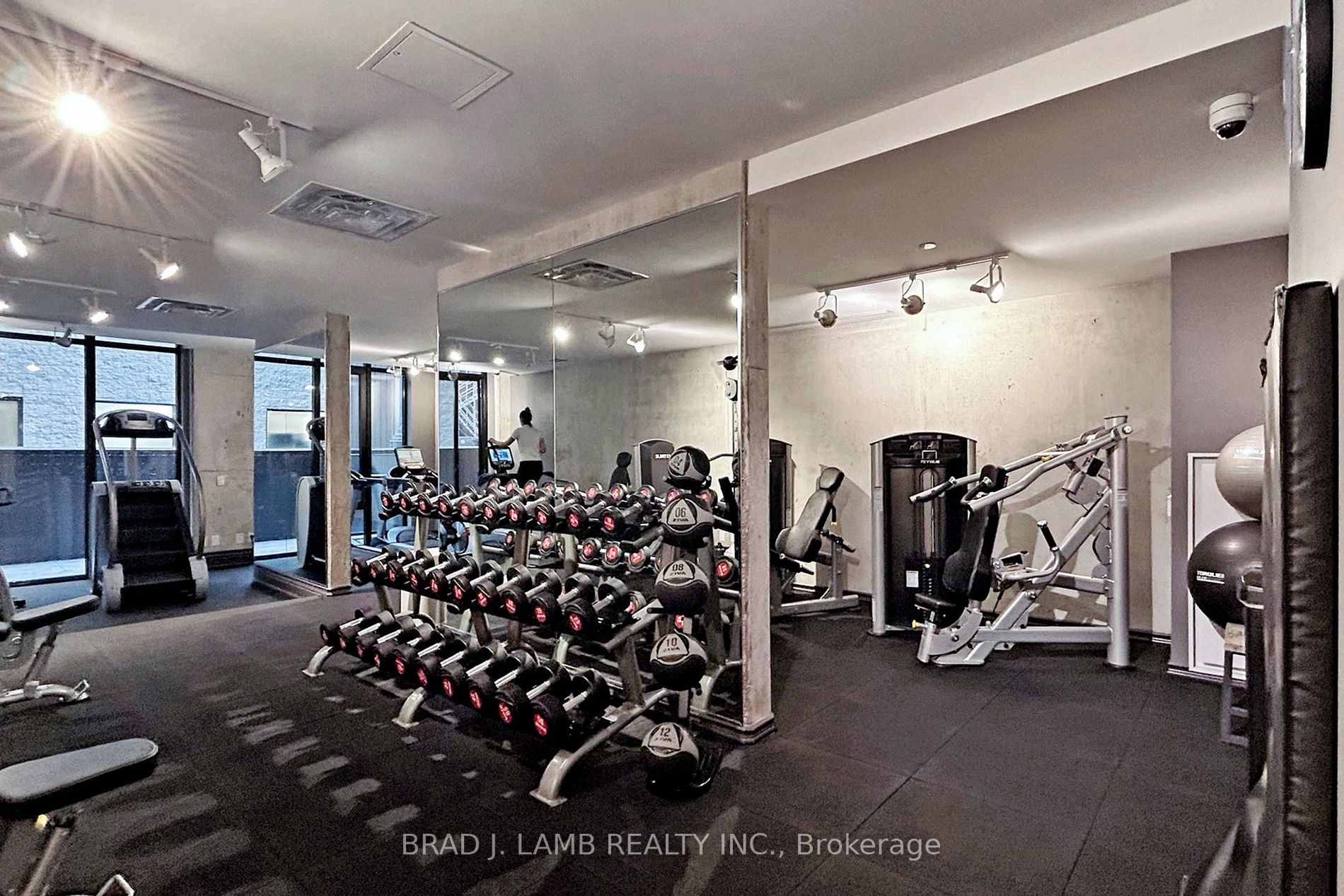 608 Richmond St W, #520