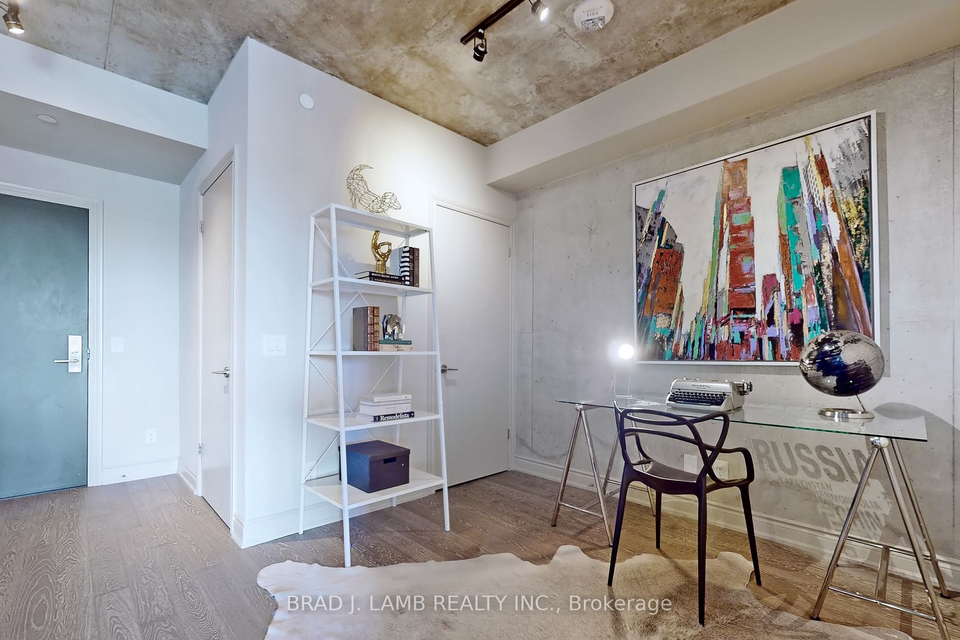 608 Richmond St W, #520