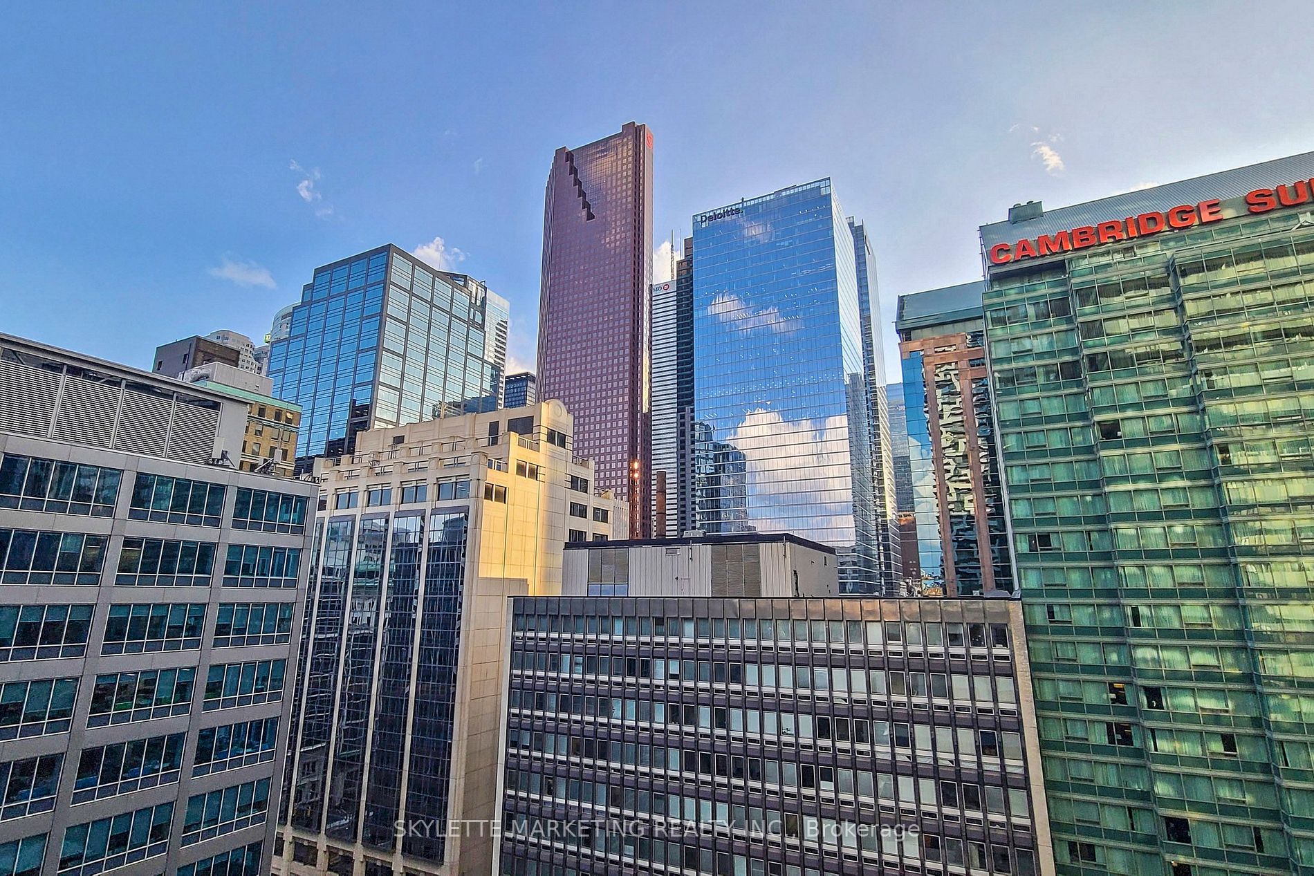 25 Richmond St E, #1105