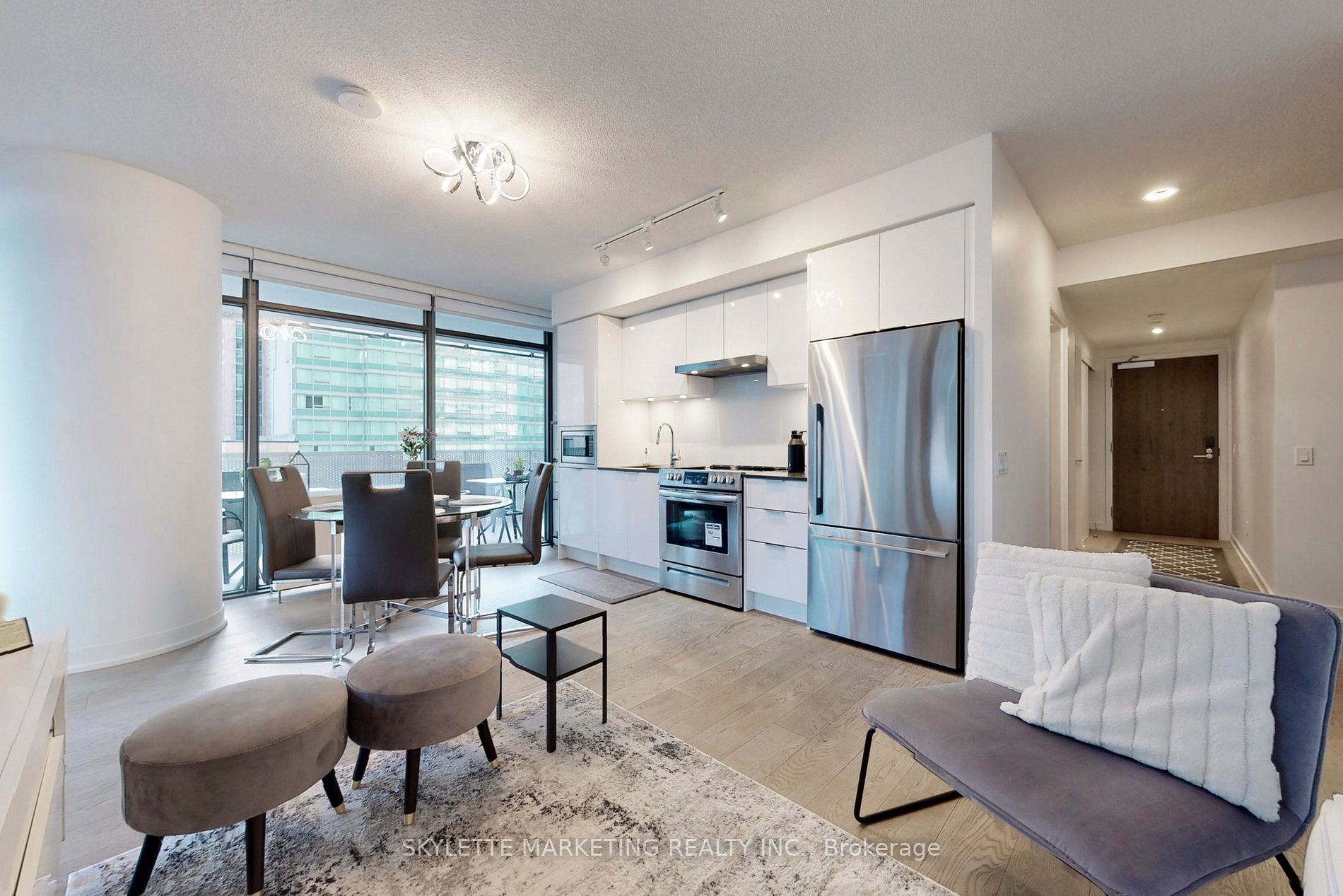 25 Richmond St E, #1105