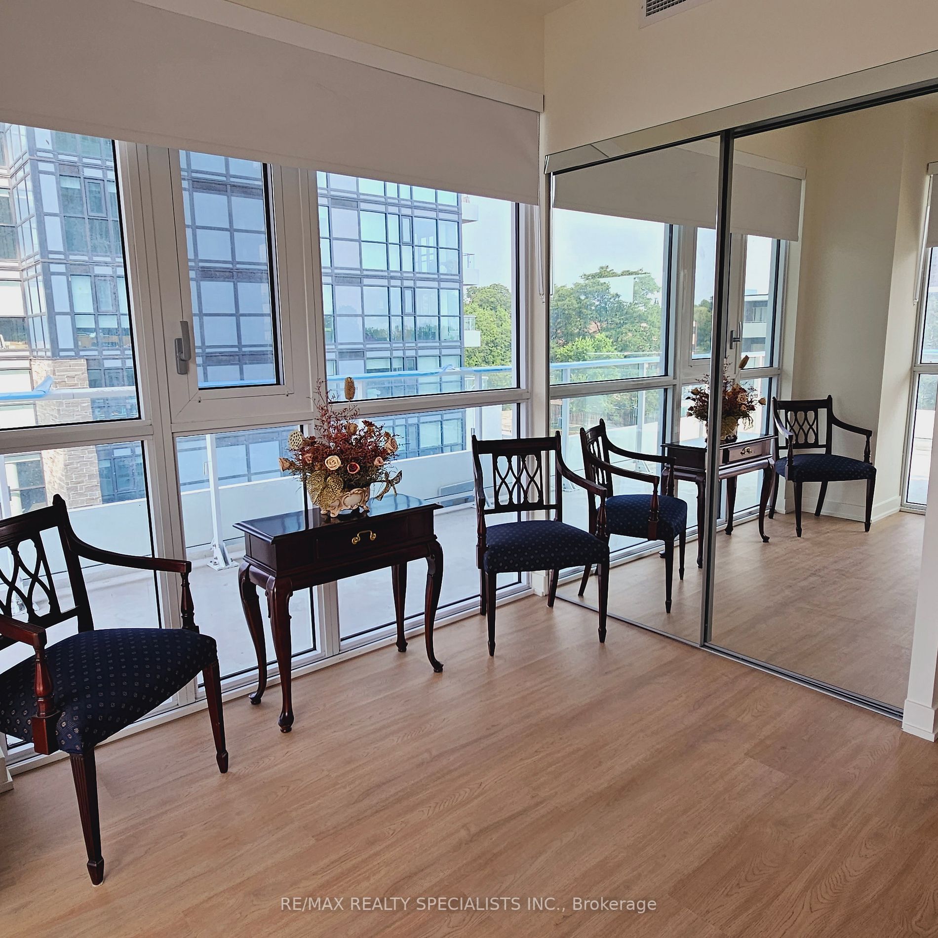 10 Deerlick Crt, #410