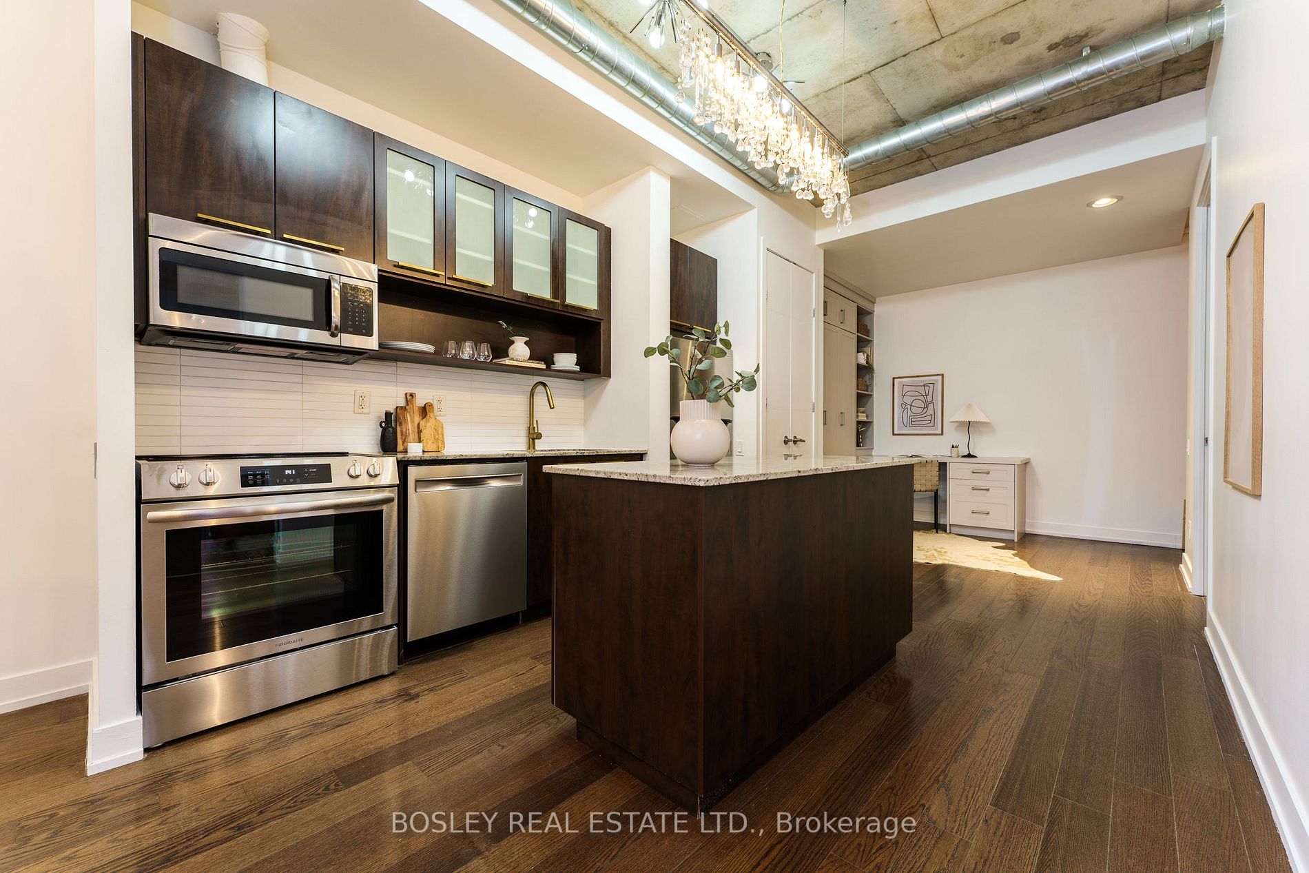 66 Portland St, #208