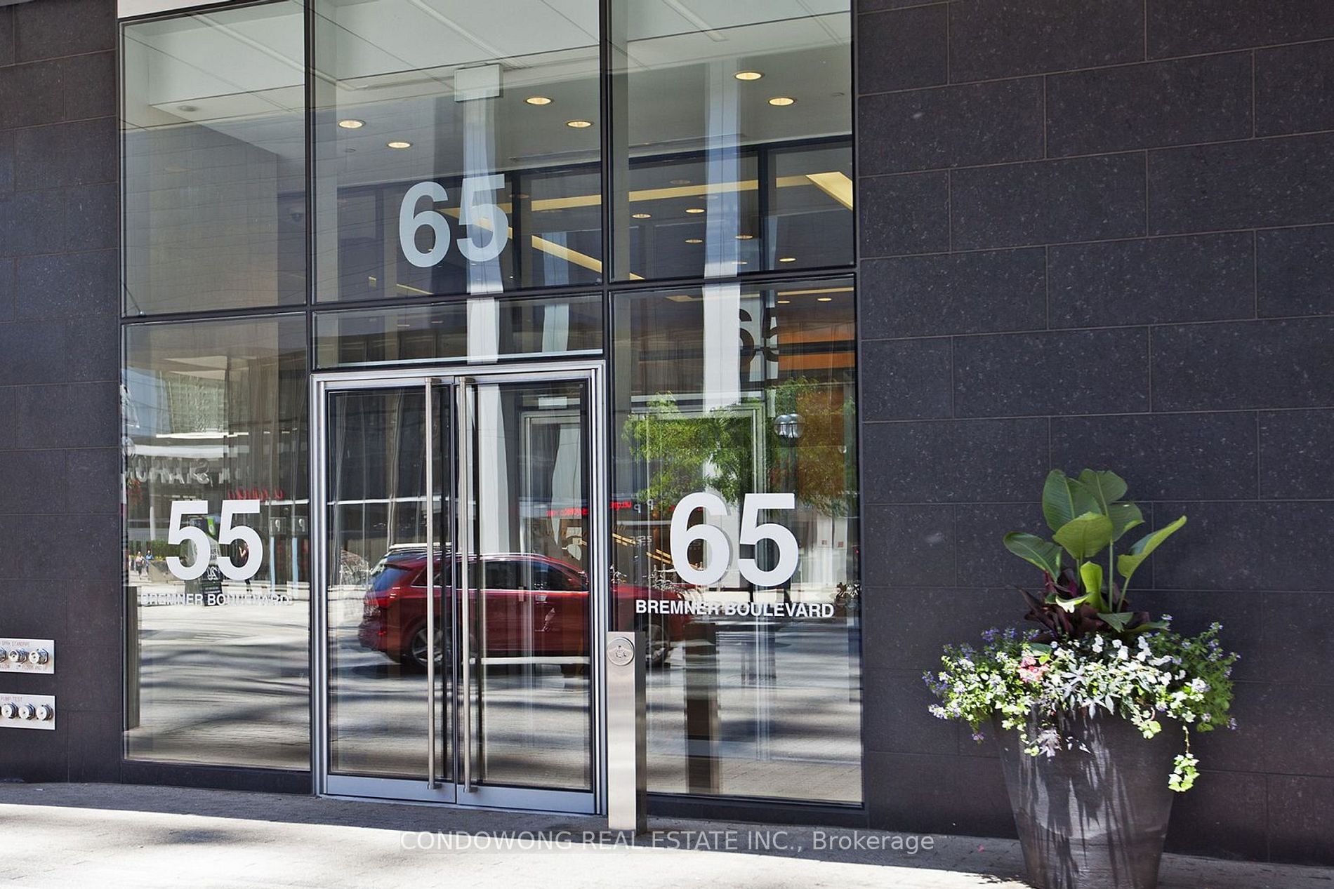 55 Bremner Blvd, #2606
