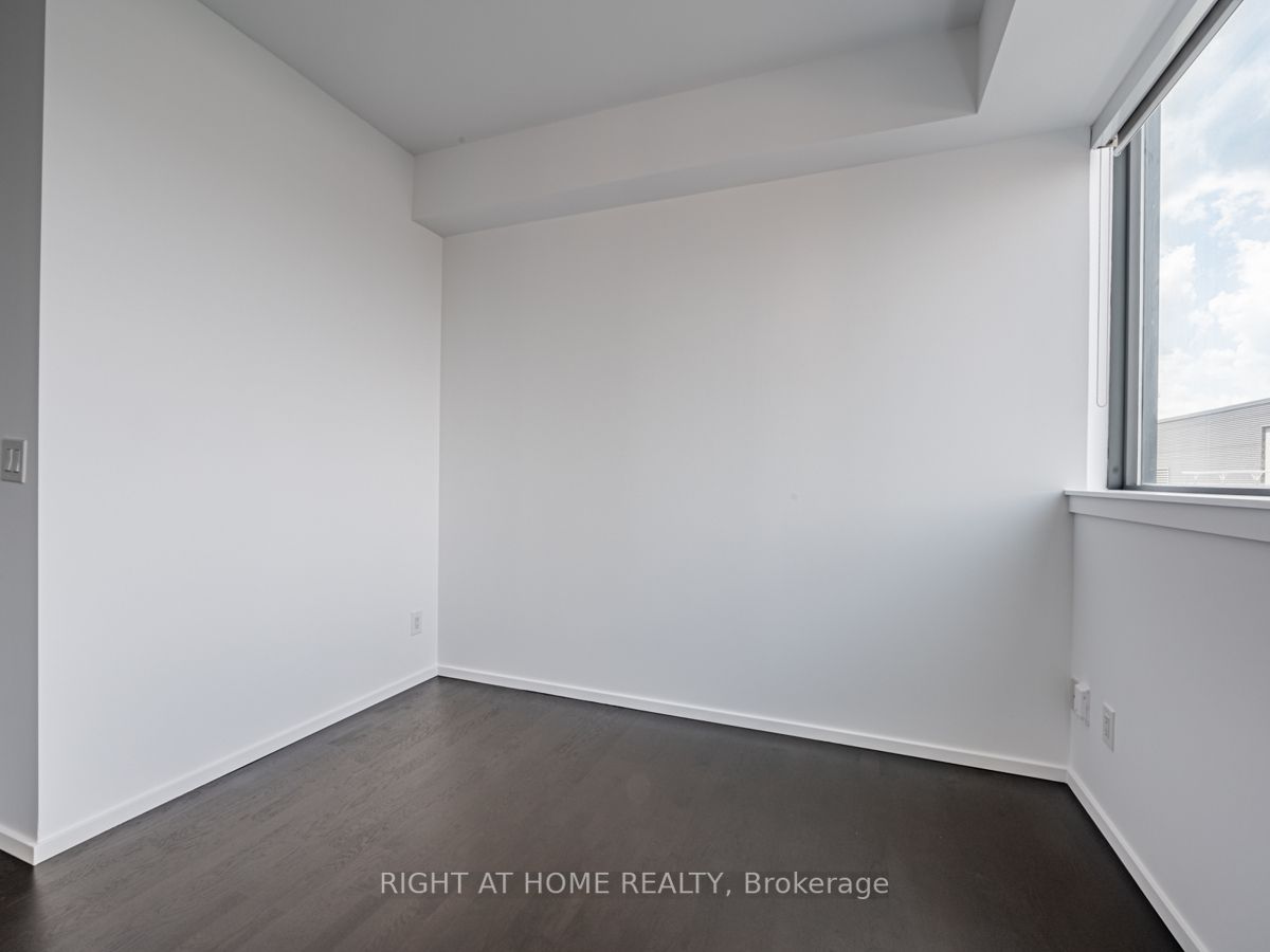 8 Charlotte St, #1603