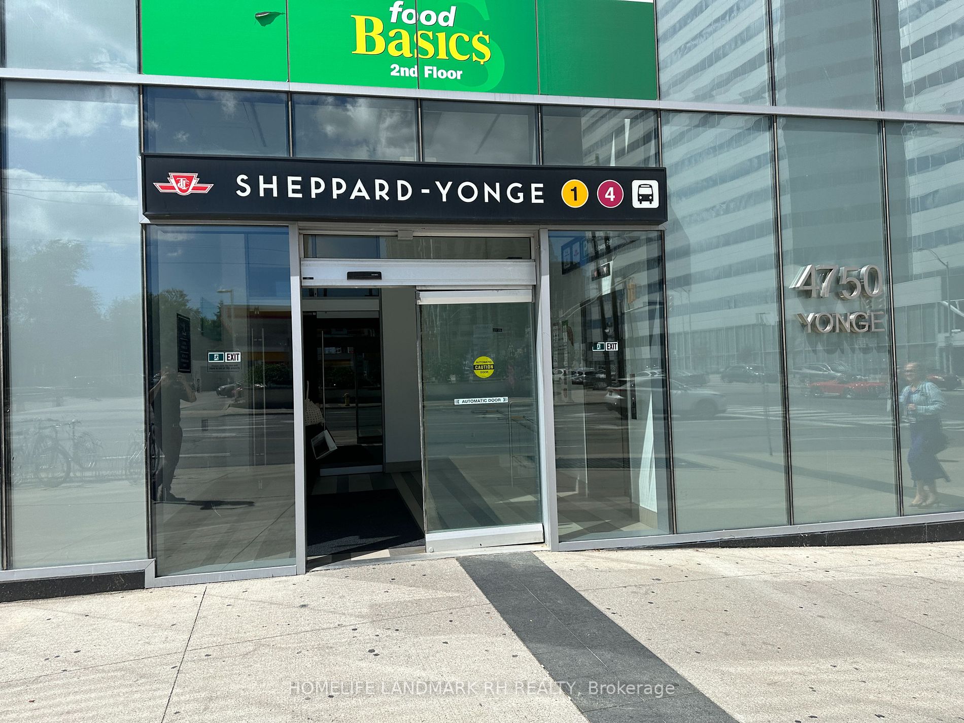 4750 Yonge St, #307