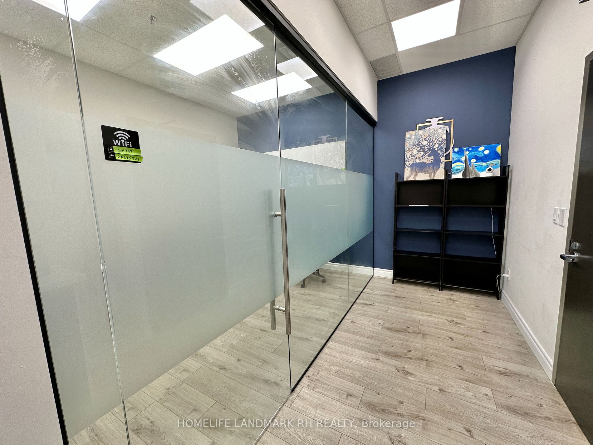 4750 Yonge St, #307