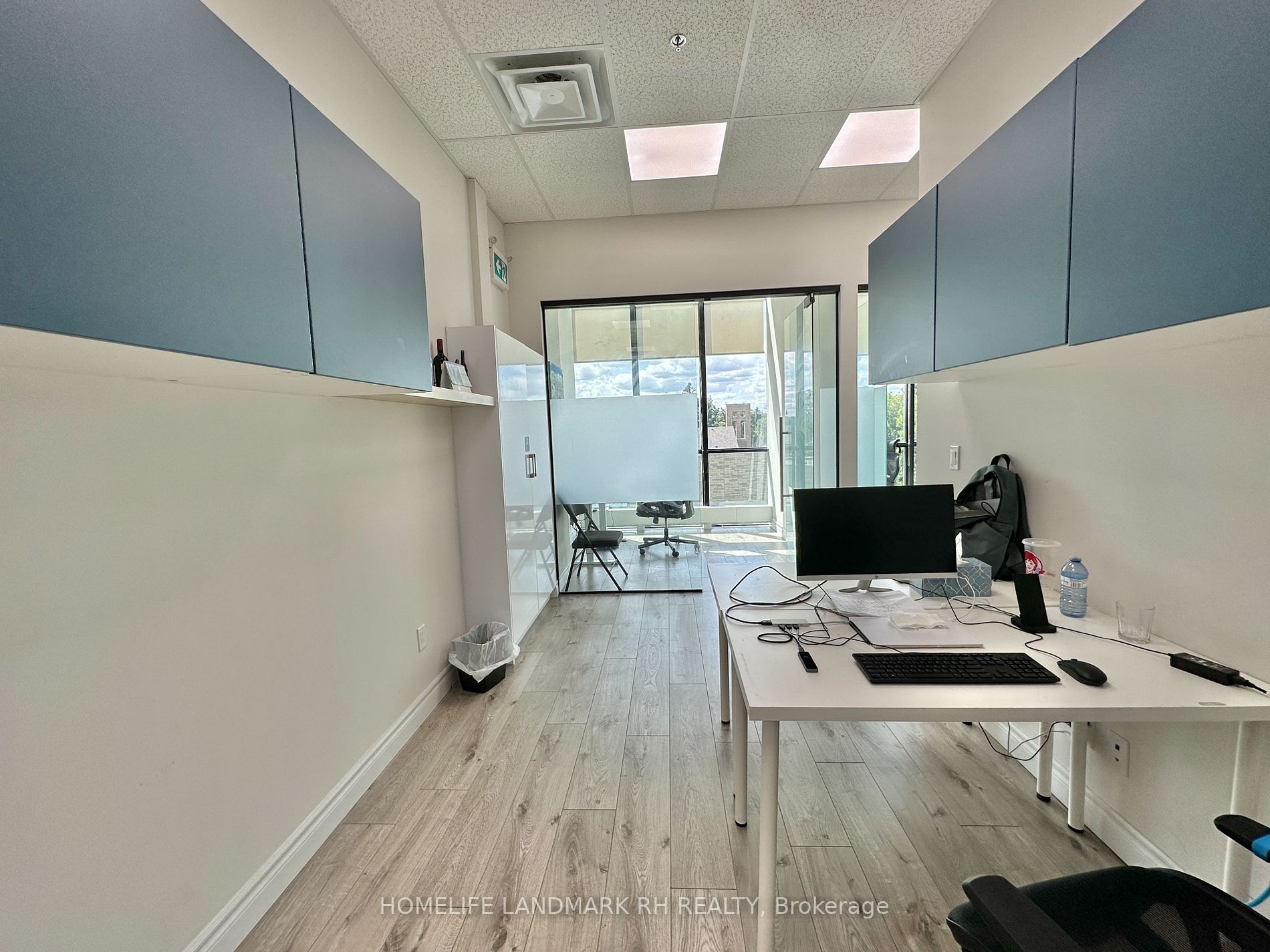 4750 Yonge St, #307