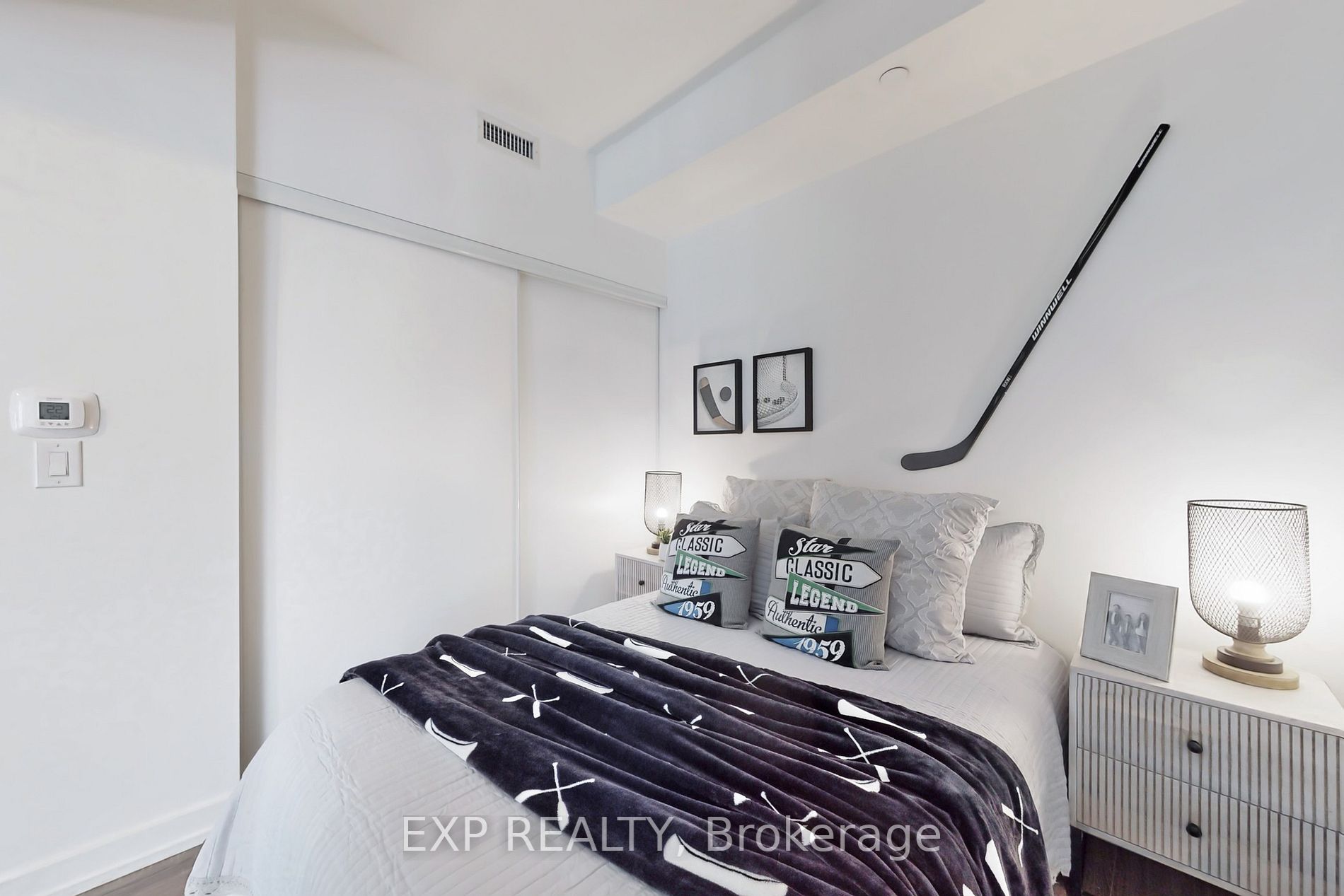 20 Edward St, #611