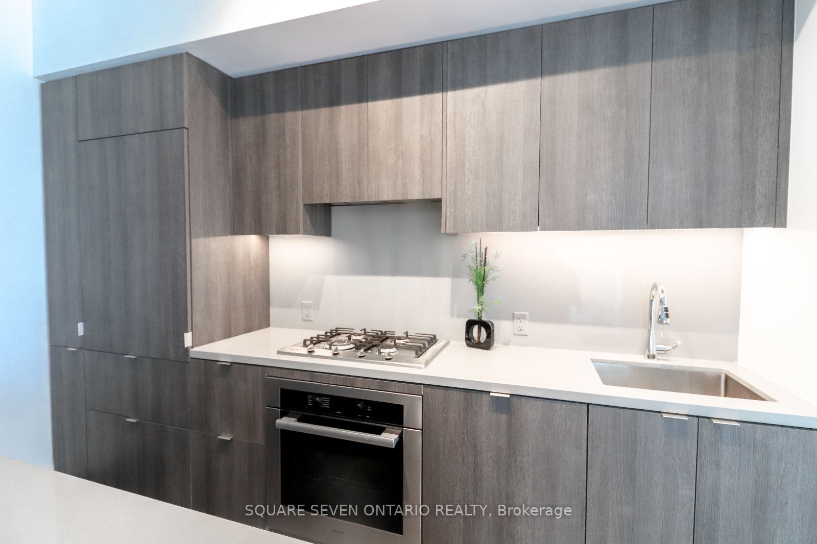 7 Grenville St, #6512