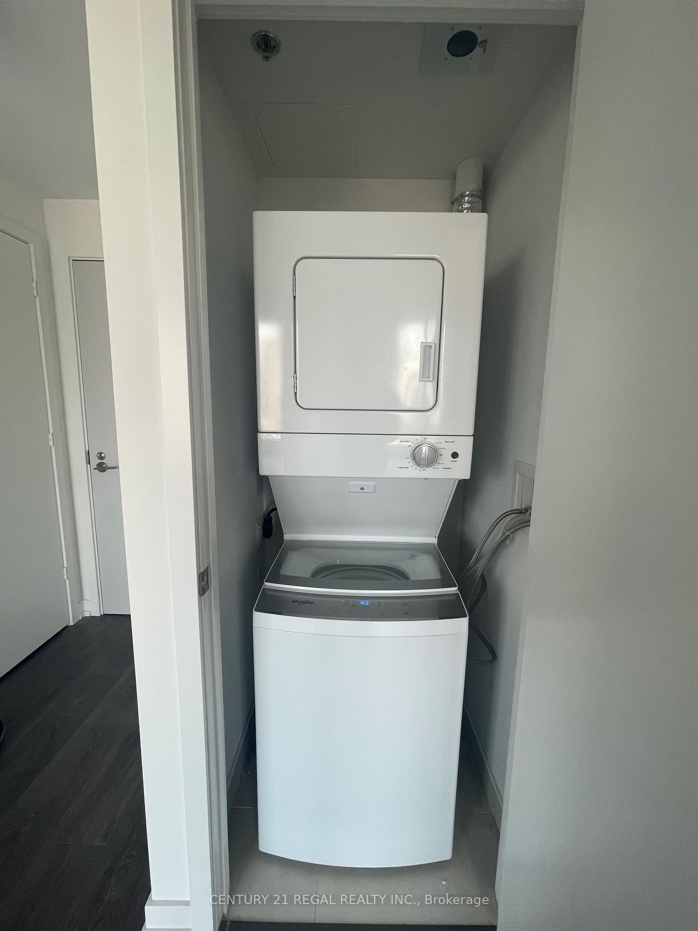 203 College St, #1307