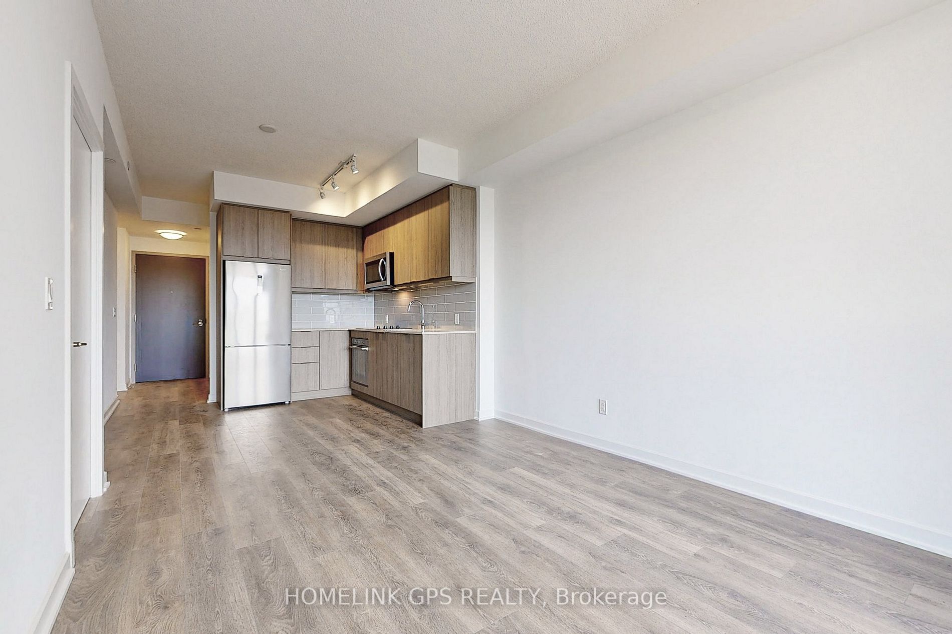 38 Forest Manor Rd, #1106