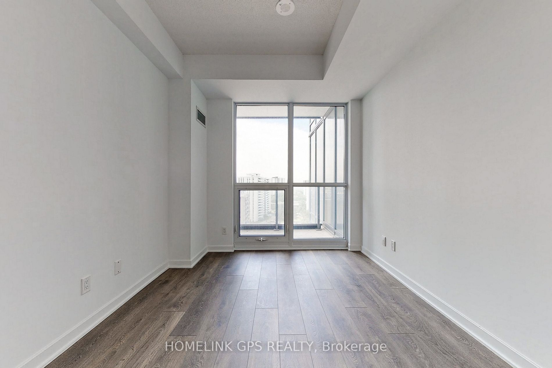 38 Forest Manor Rd, #1106