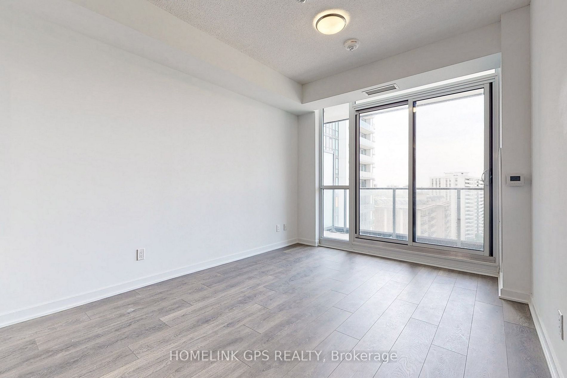 38 Forest Manor Rd, #1106