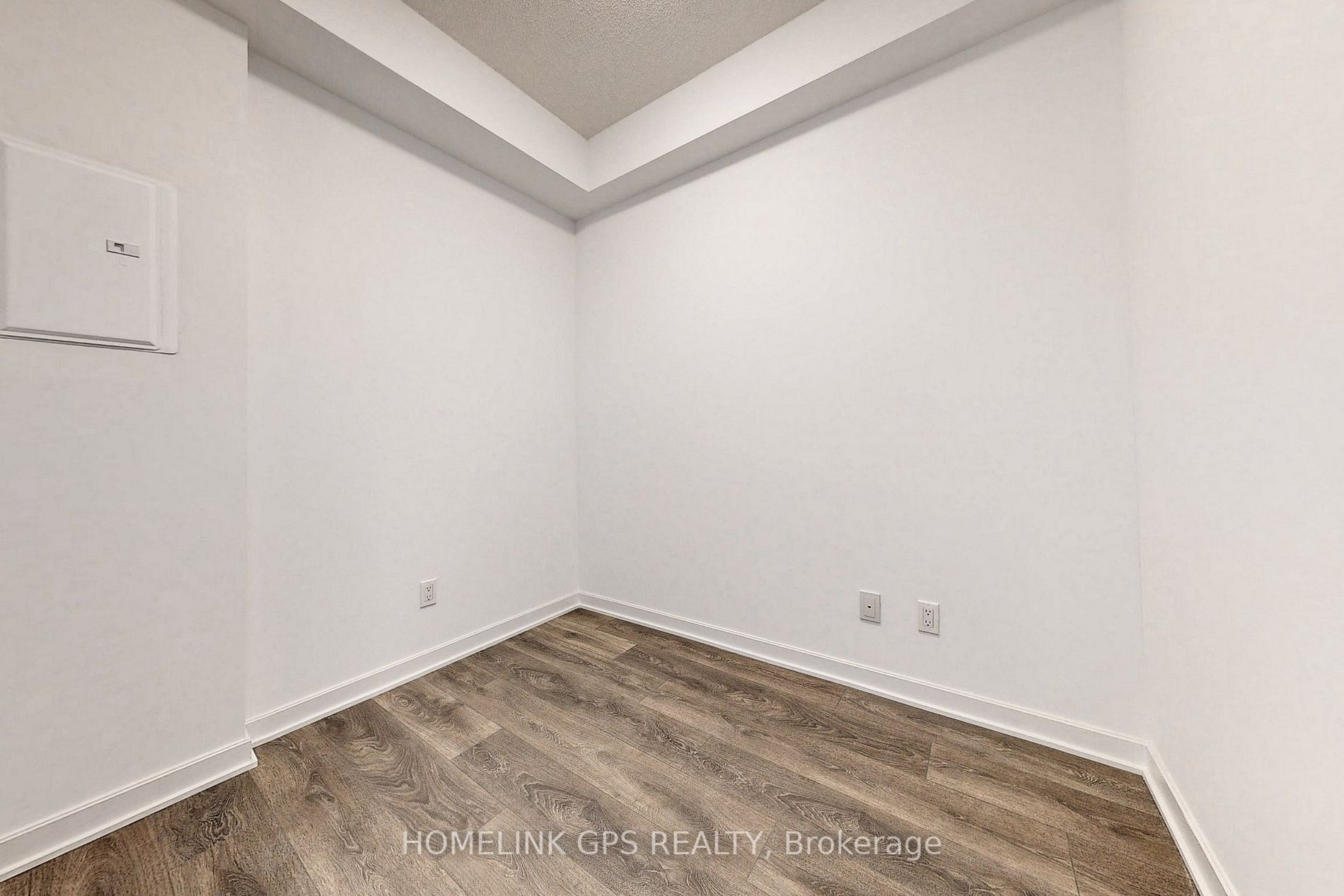 38 Forest Manor Rd, #1106
