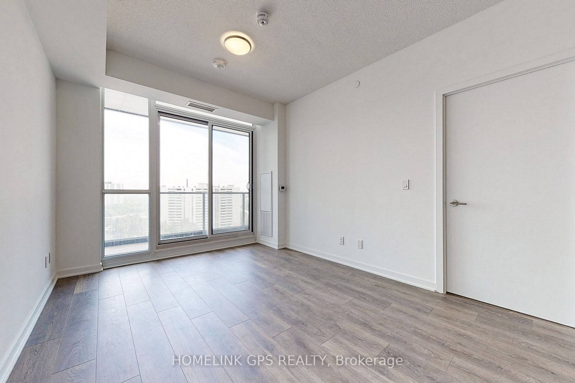 38 Forest Manor Rd, #1106