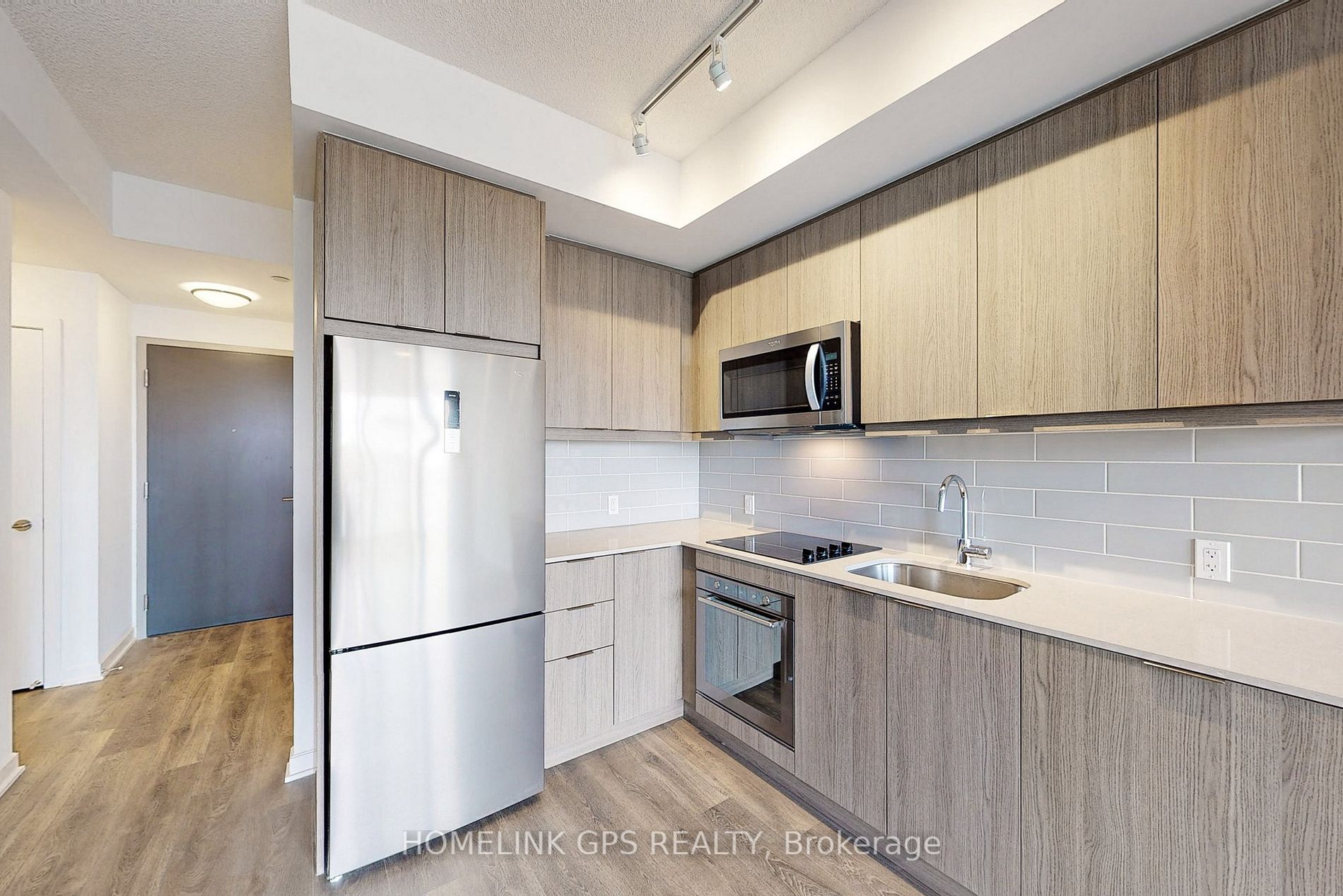 38 Forest Manor Rd, #1106
