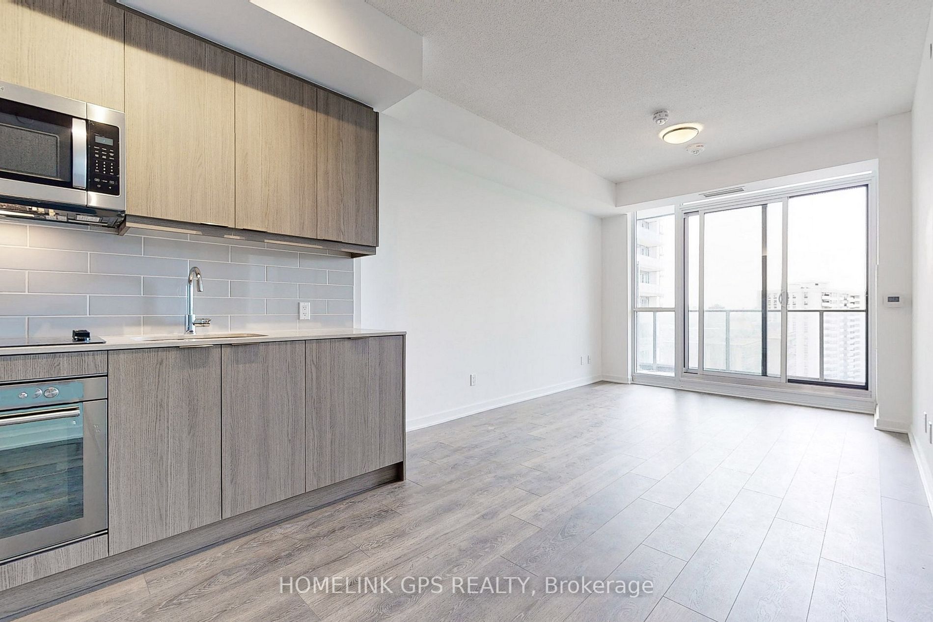 38 Forest Manor Rd, #1106