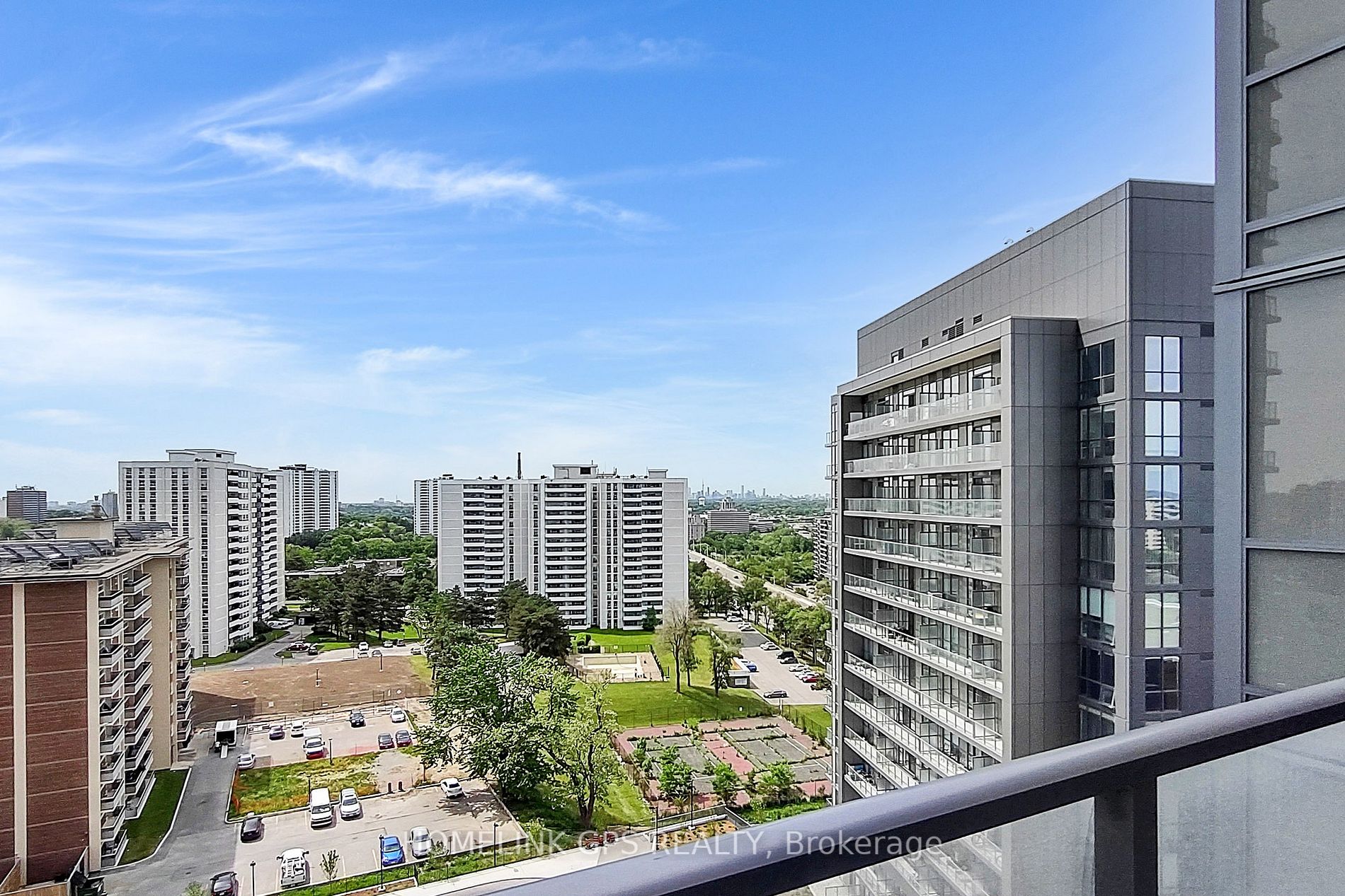 38 Forest Manor Rd, #1106