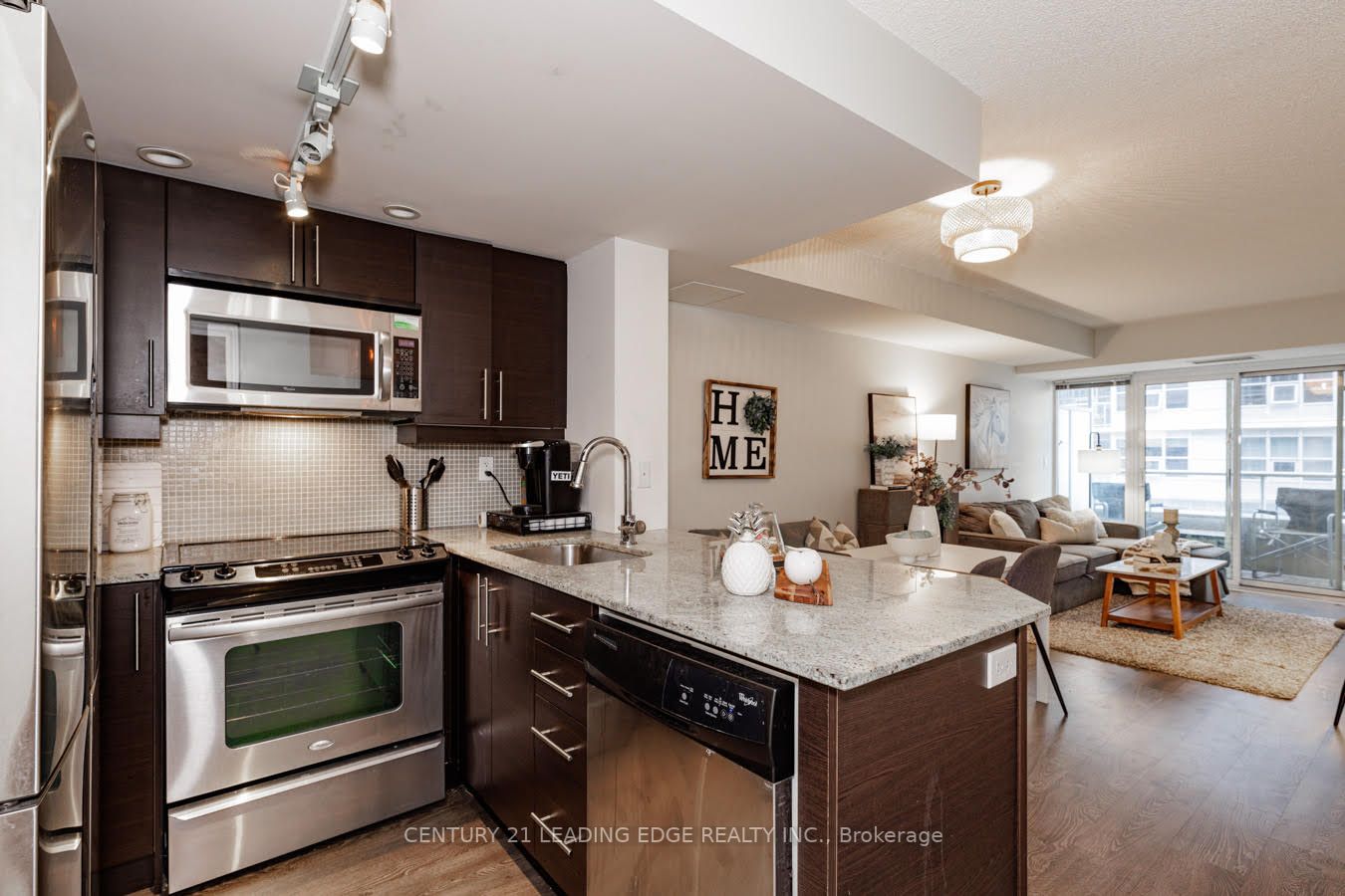 65 East Liberty St, #418
