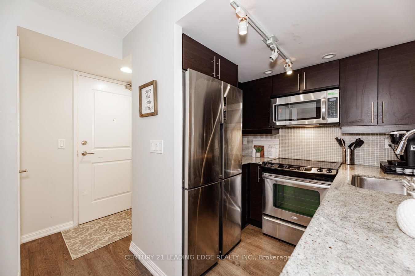 65 East Liberty St, #418